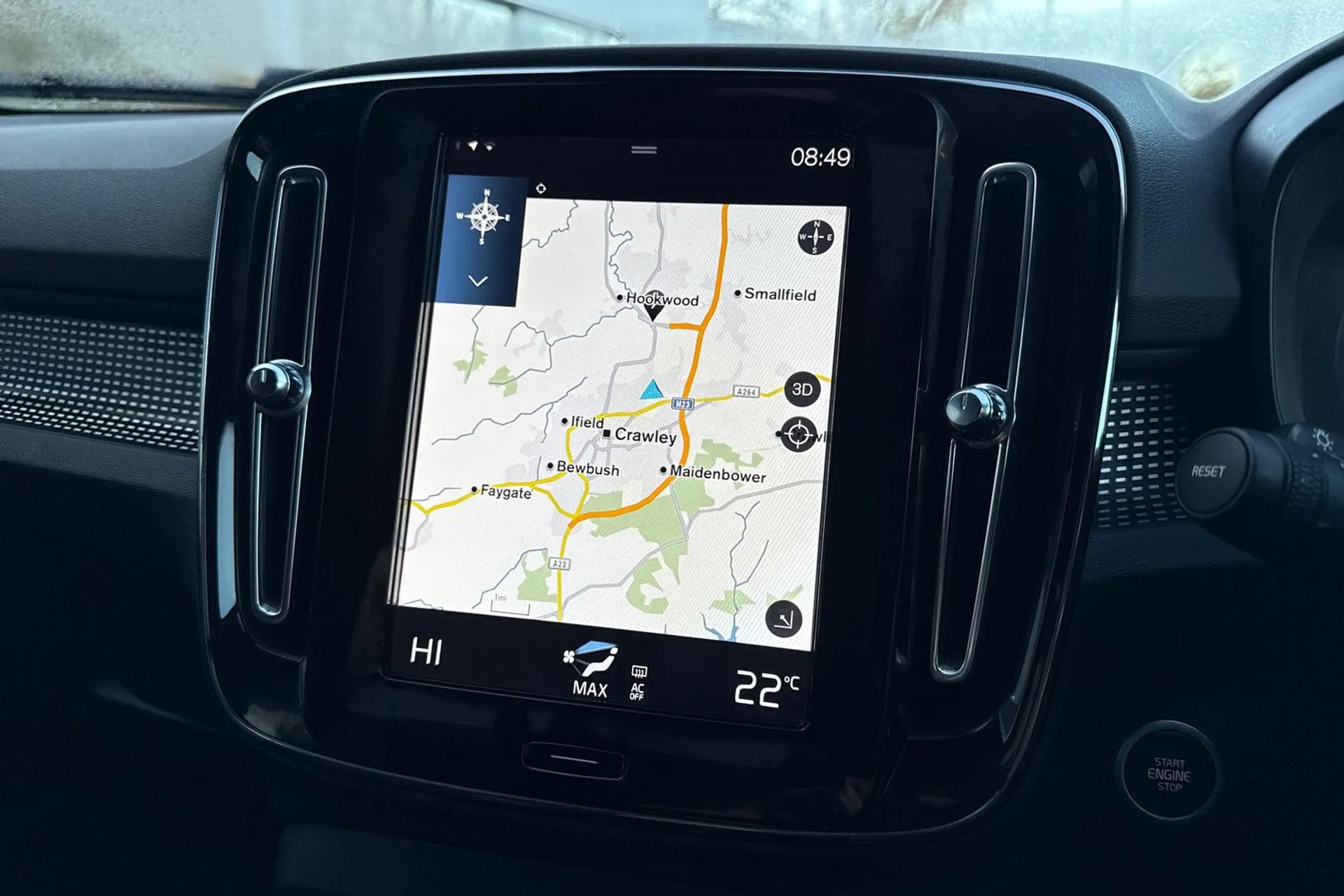 Volvo XC40 thumbnail image number 4