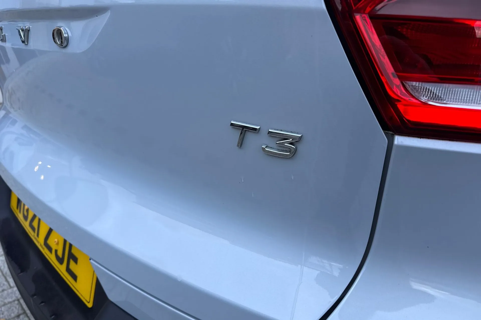 Volvo XC40 thumbnail image number 22