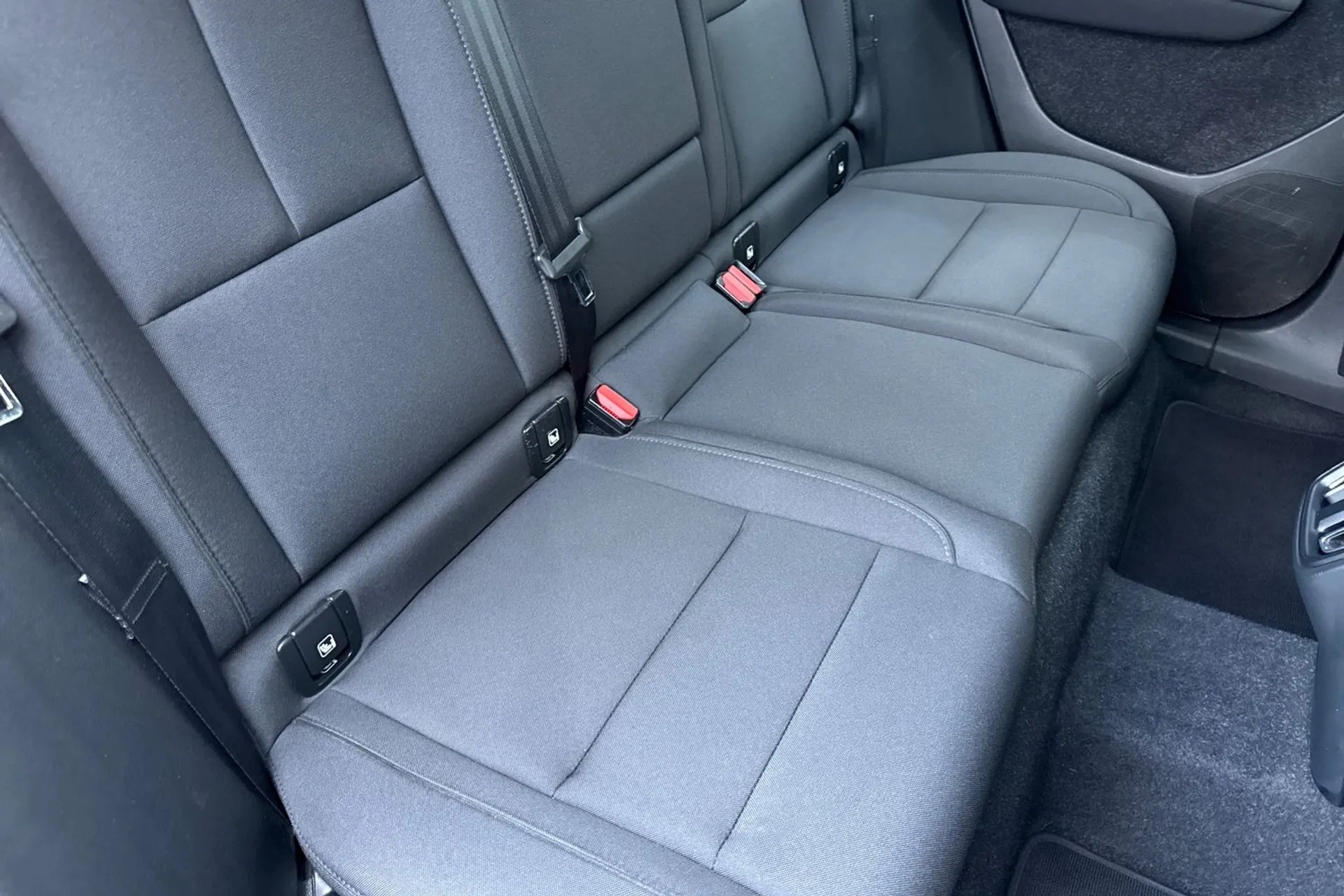 Volvo XC40 thumbnail image number 25