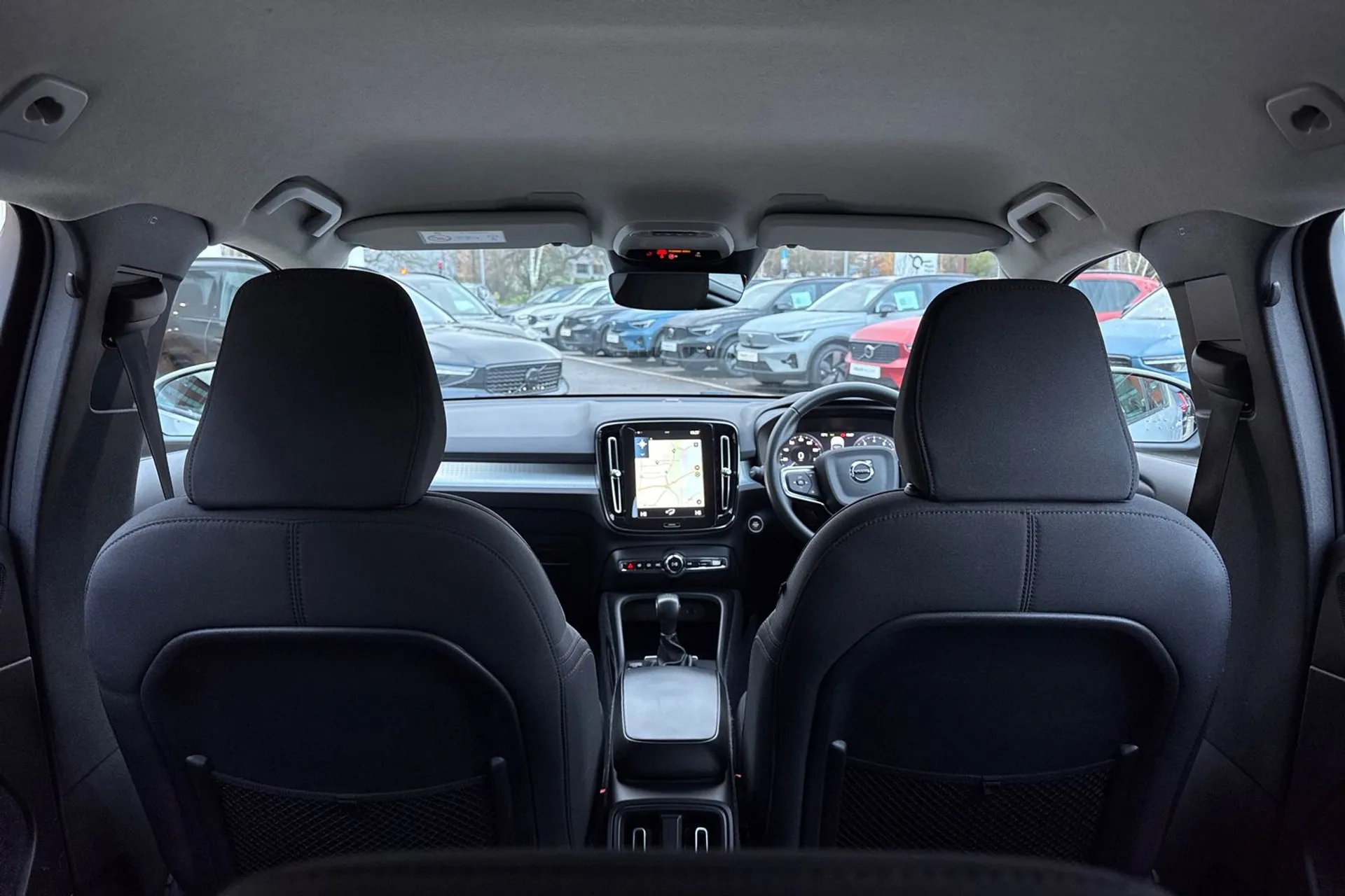 Volvo XC40 thumbnail image number 21