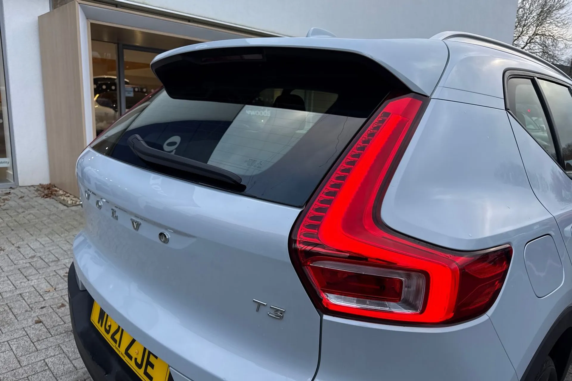 Volvo XC40 thumbnail image number 16