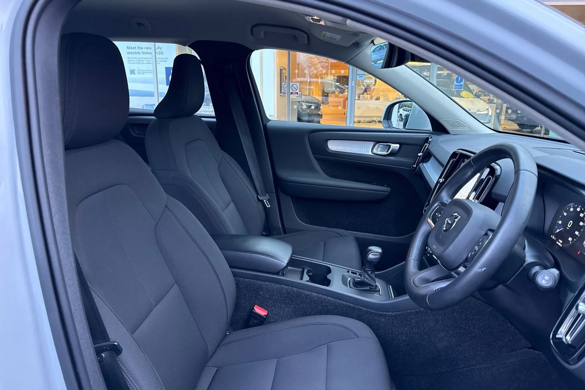 Volvo XC40 thumbnail image number 26