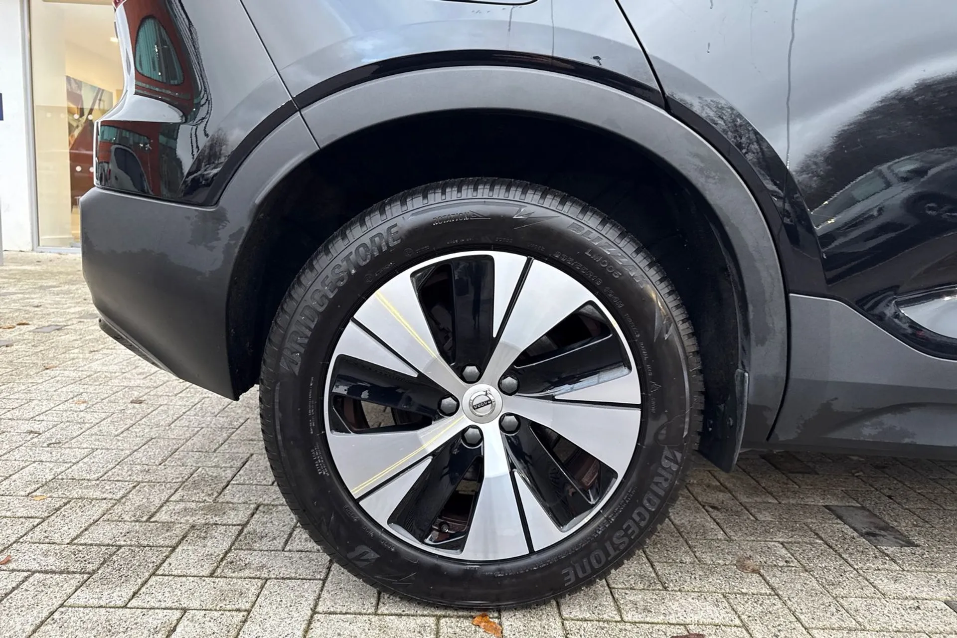 Volvo XC40 thumbnail image number 13