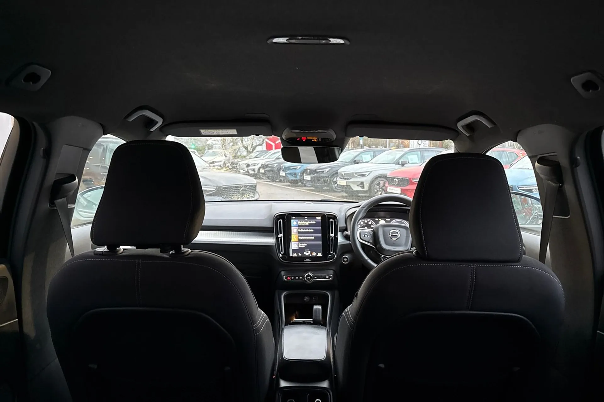 Volvo XC40 thumbnail image number 21