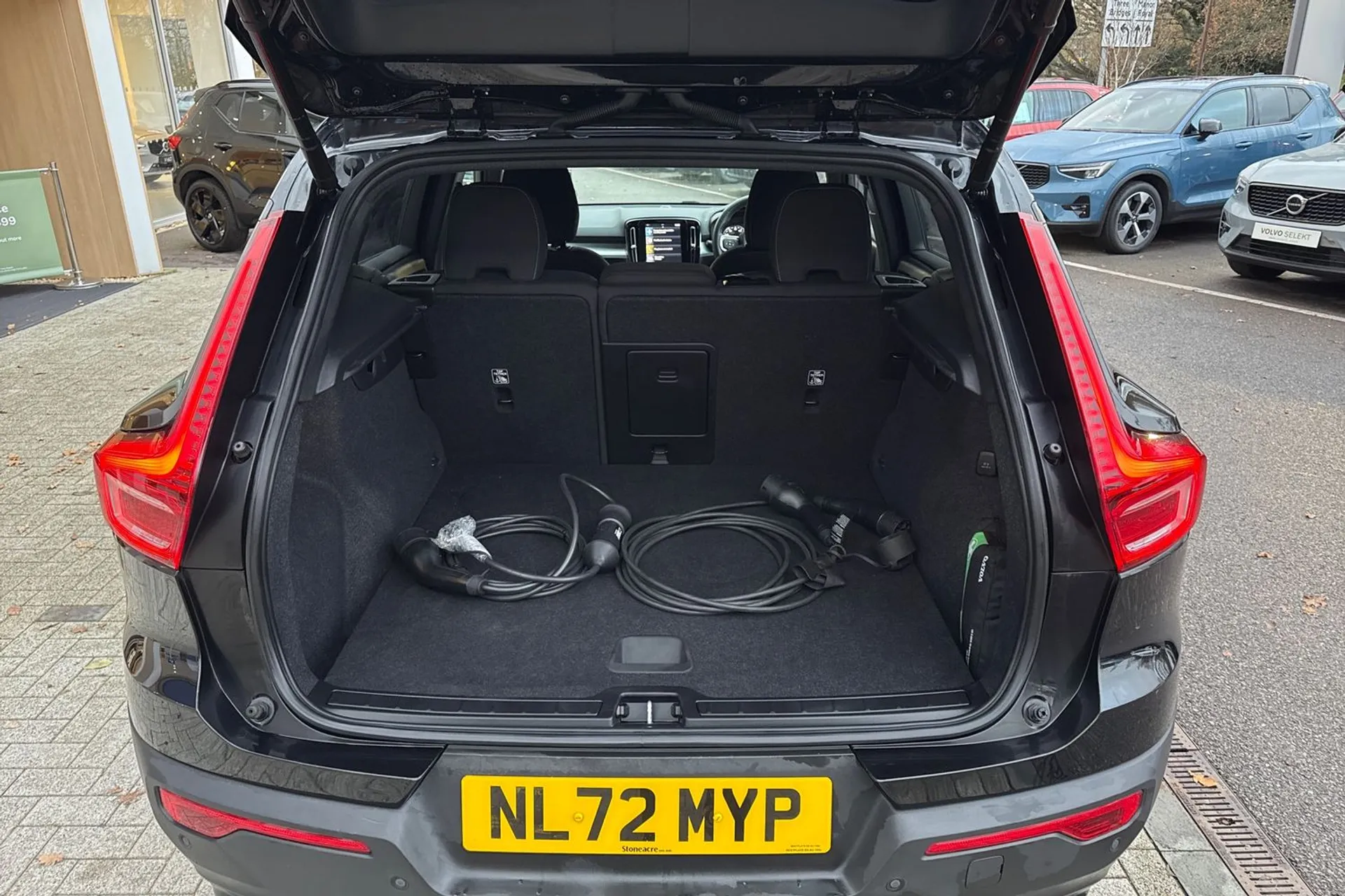 Volvo XC40 thumbnail image number 19