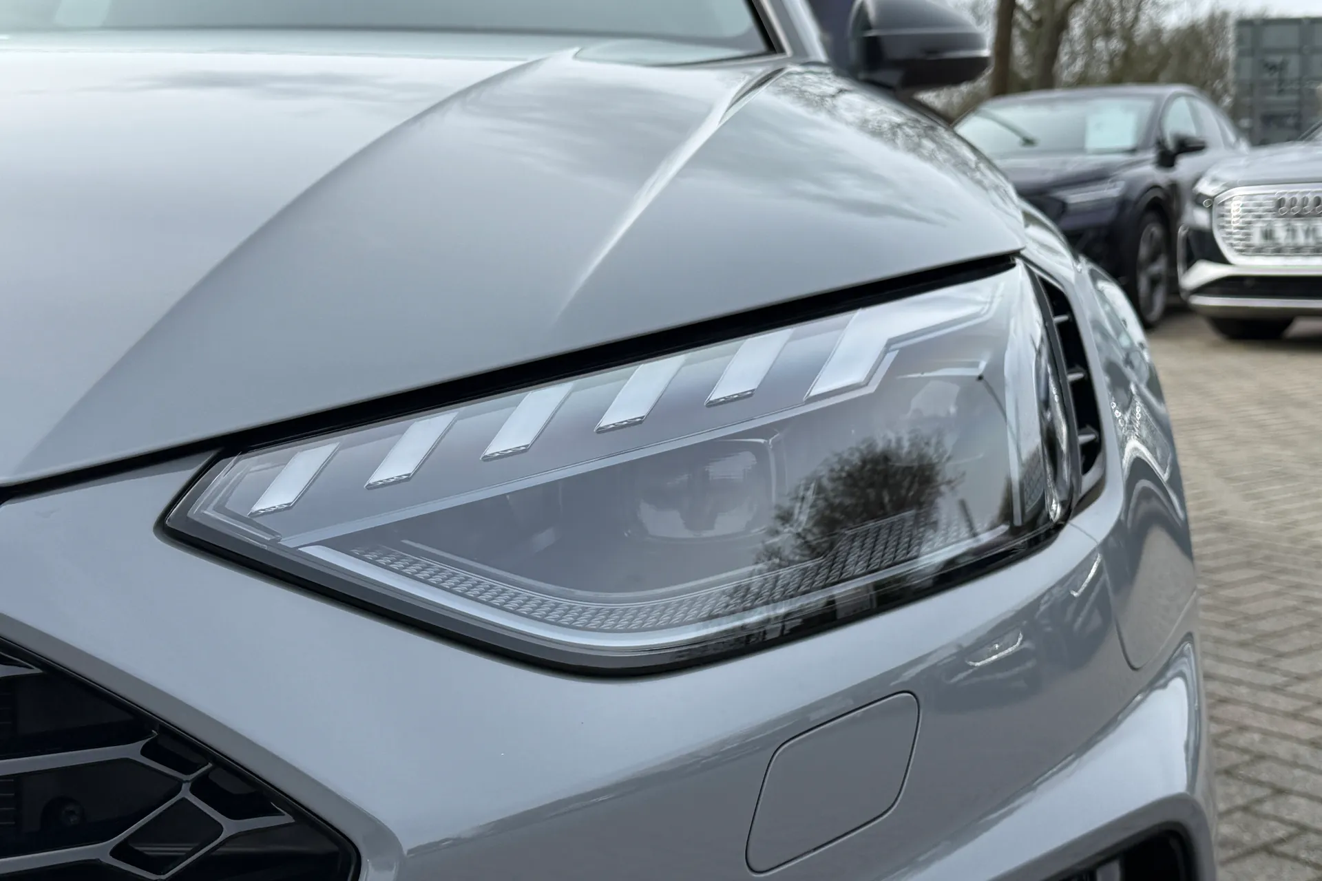 Audi RS4 thumbnail image number 67