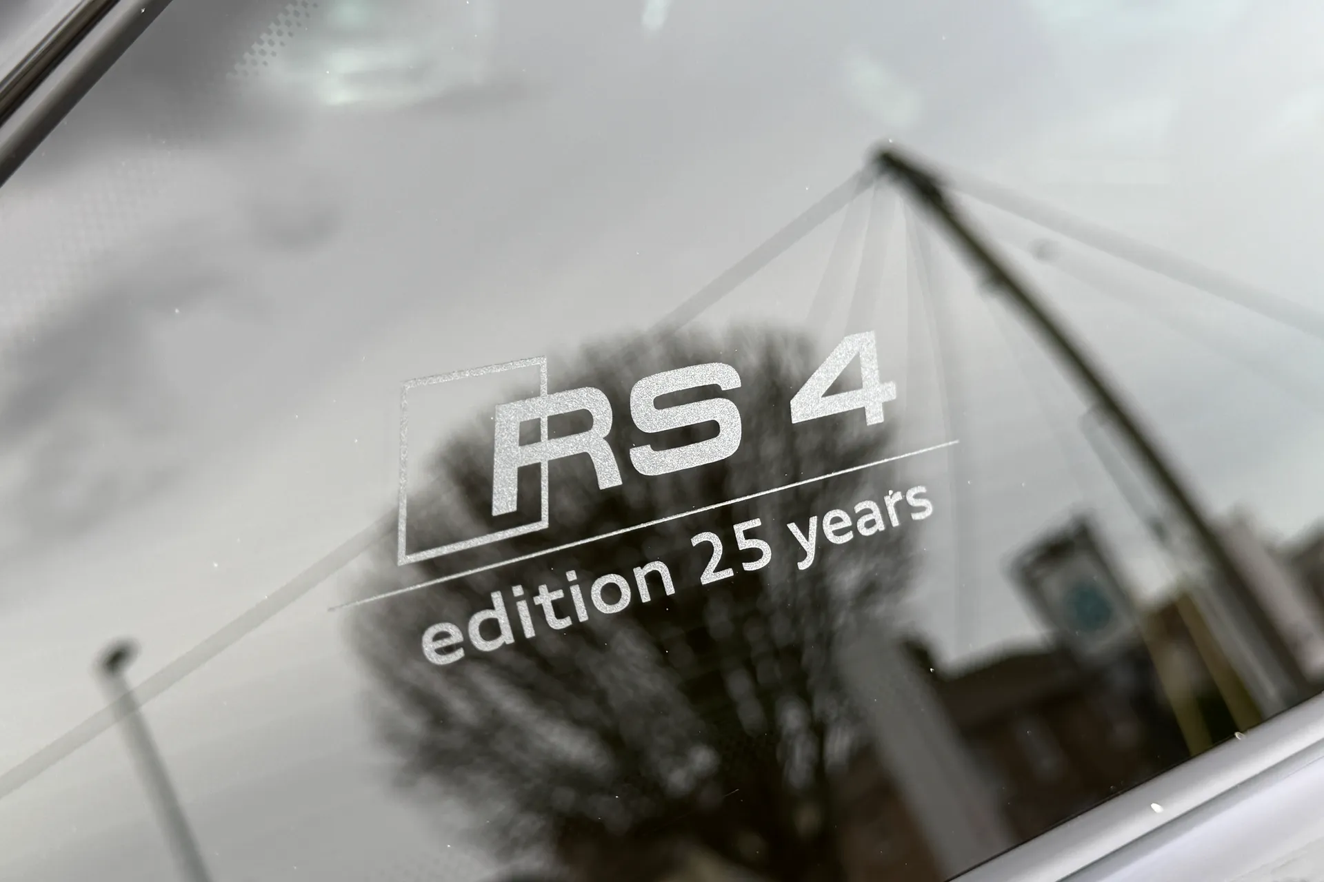 Audi RS4 thumbnail image number 57