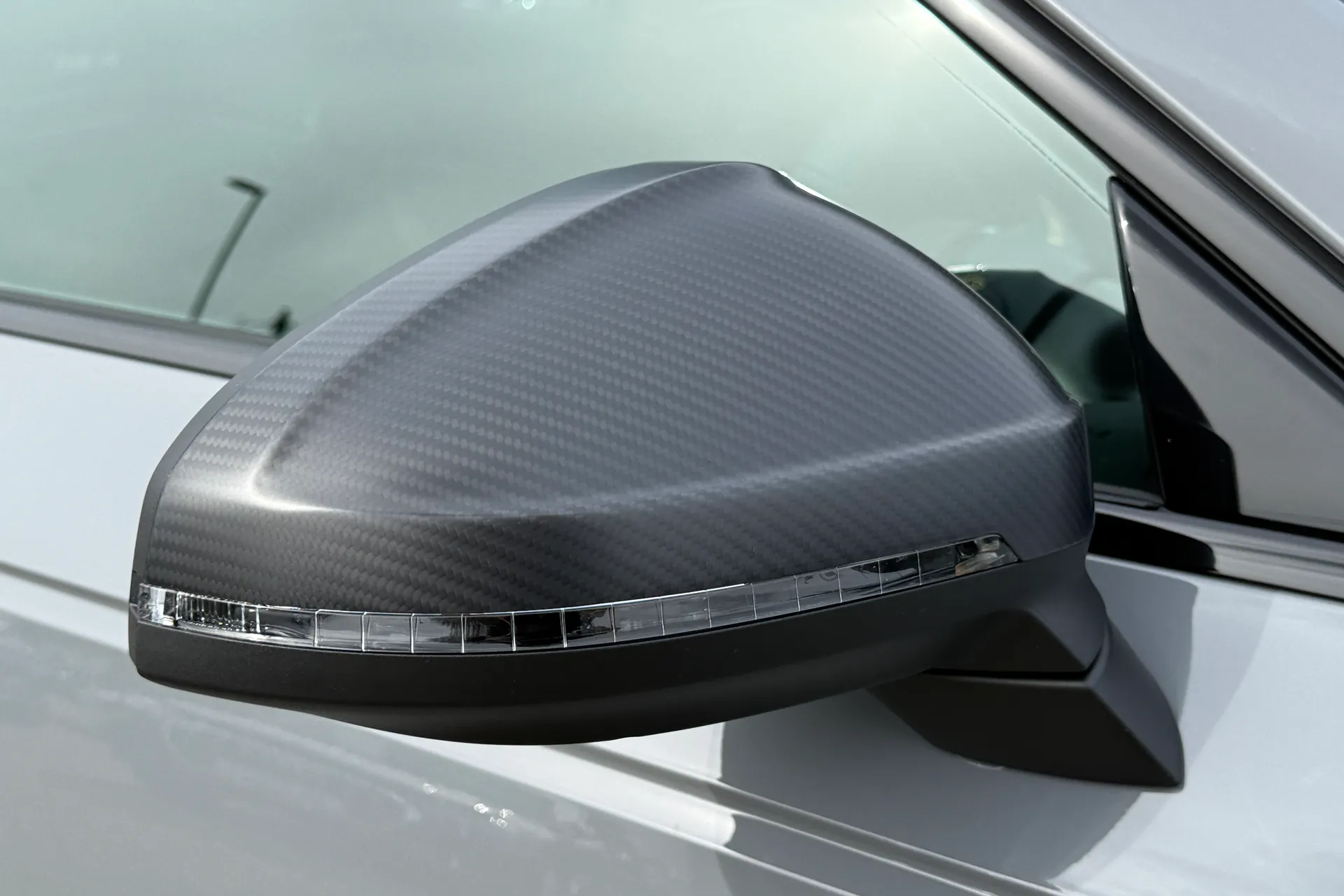 Audi RS4 thumbnail image number 63