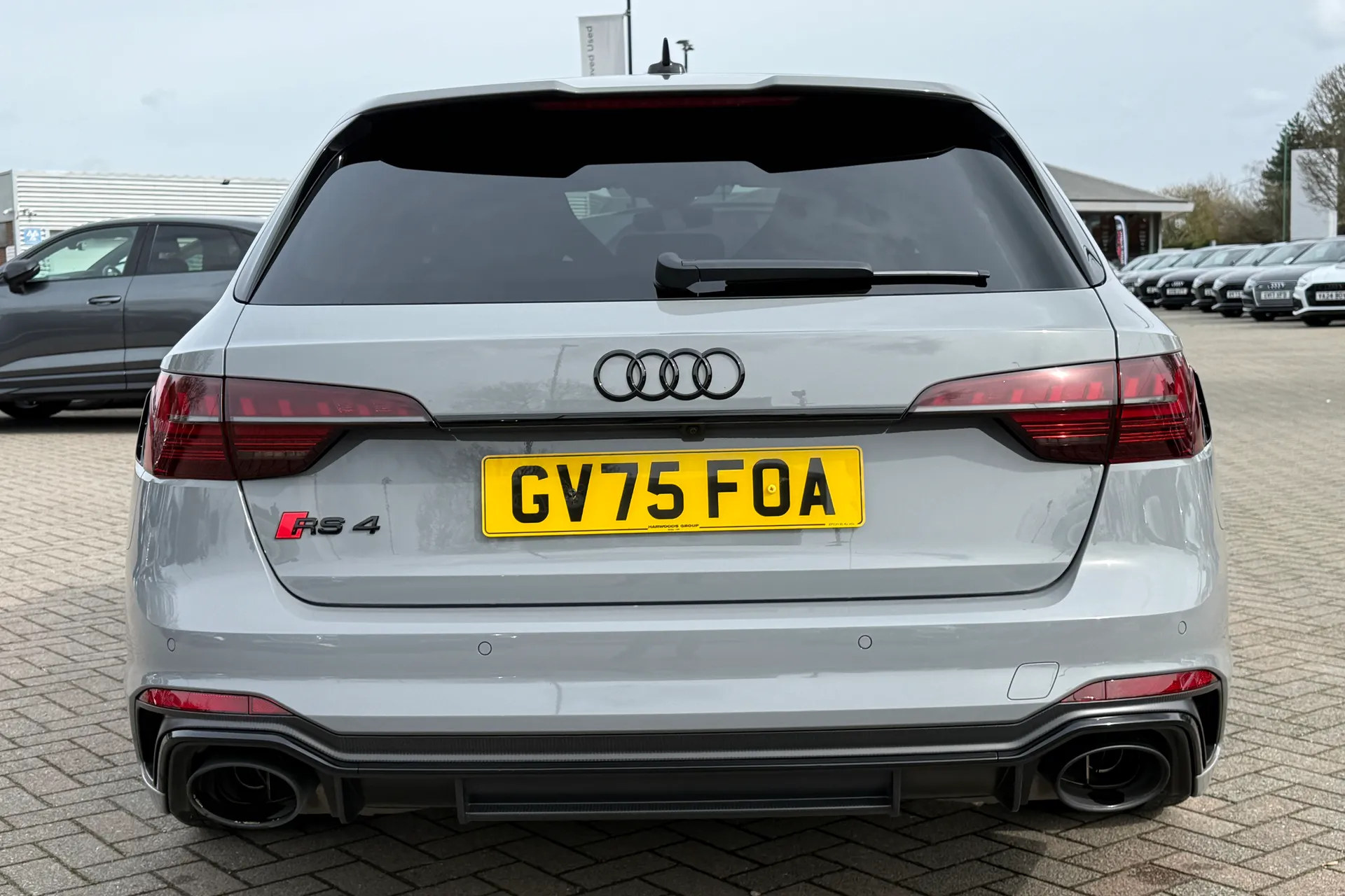 Audi RS4 thumbnail image number 39