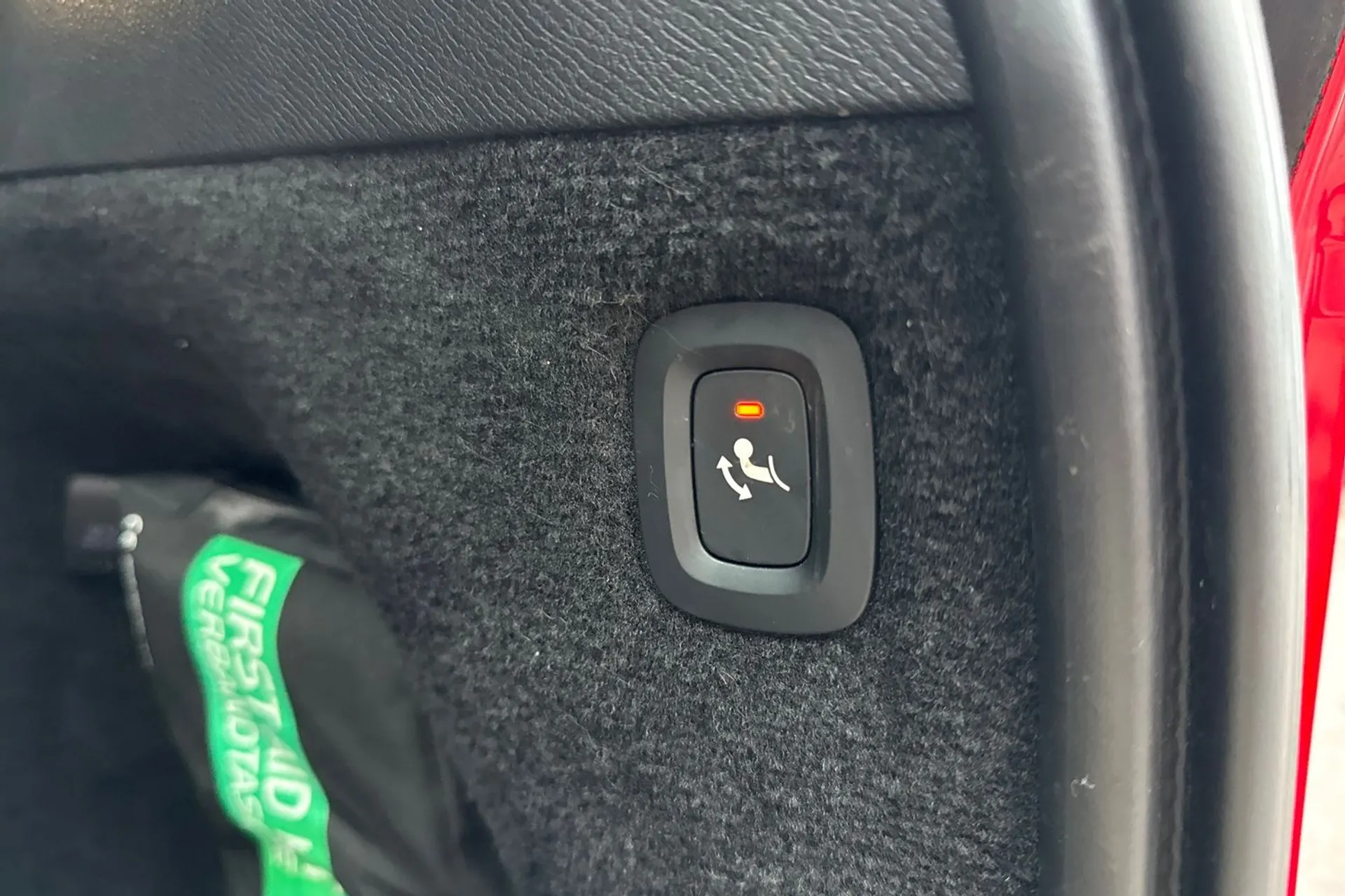 Volvo XC90 thumbnail image number 25