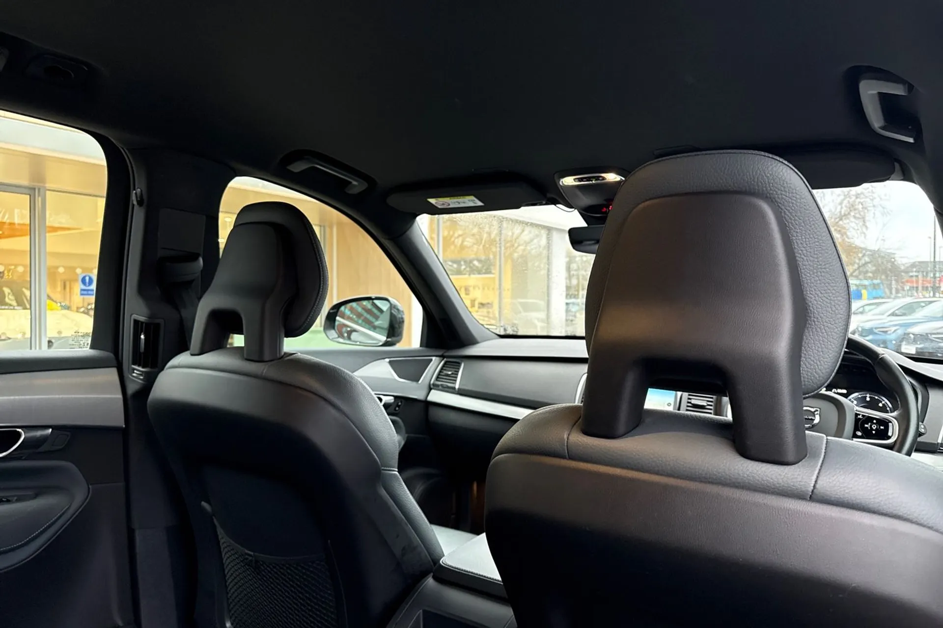 Volvo XC90 thumbnail image number 28