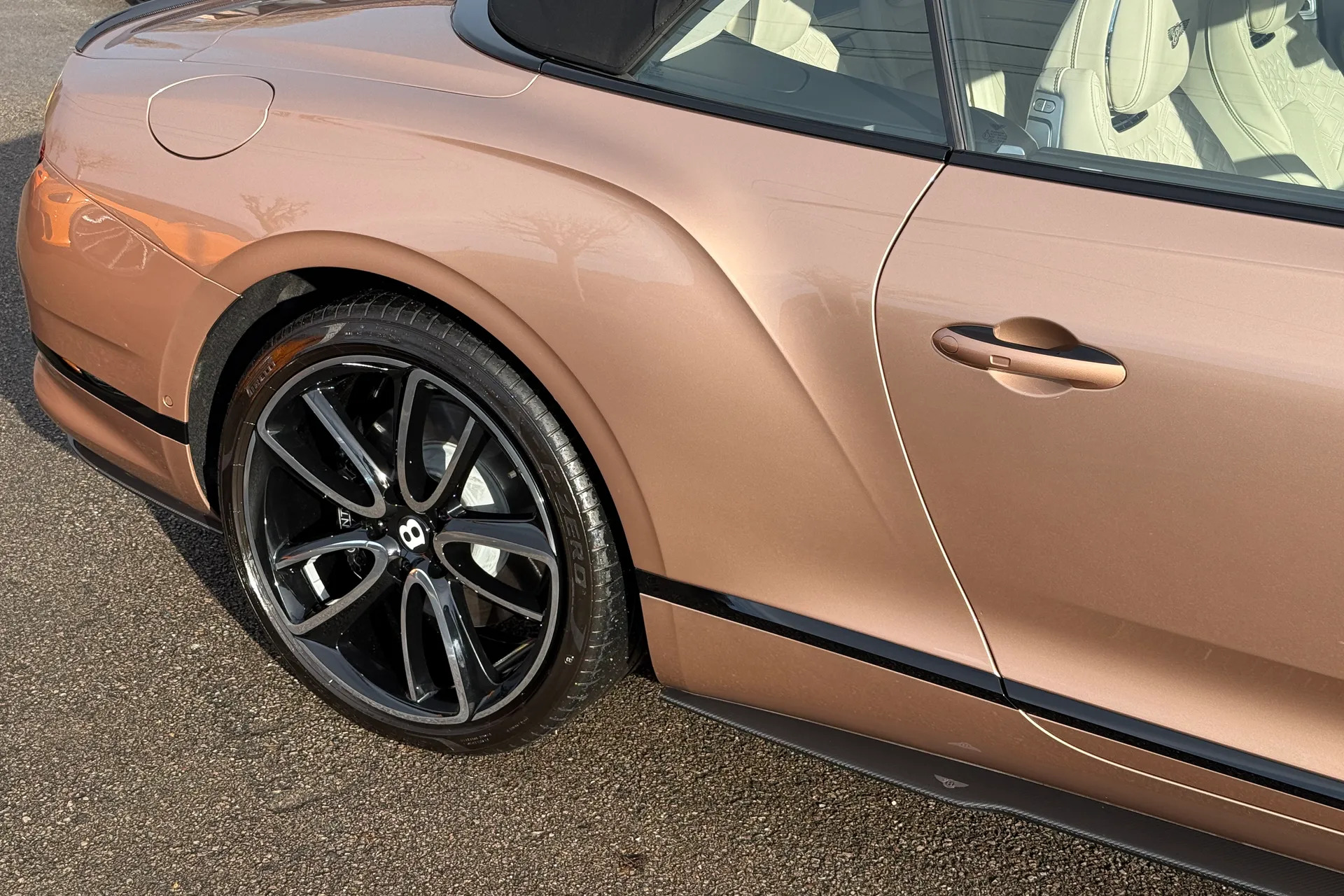 Bentley CONTINENTAL GTC thumbnail image number 51