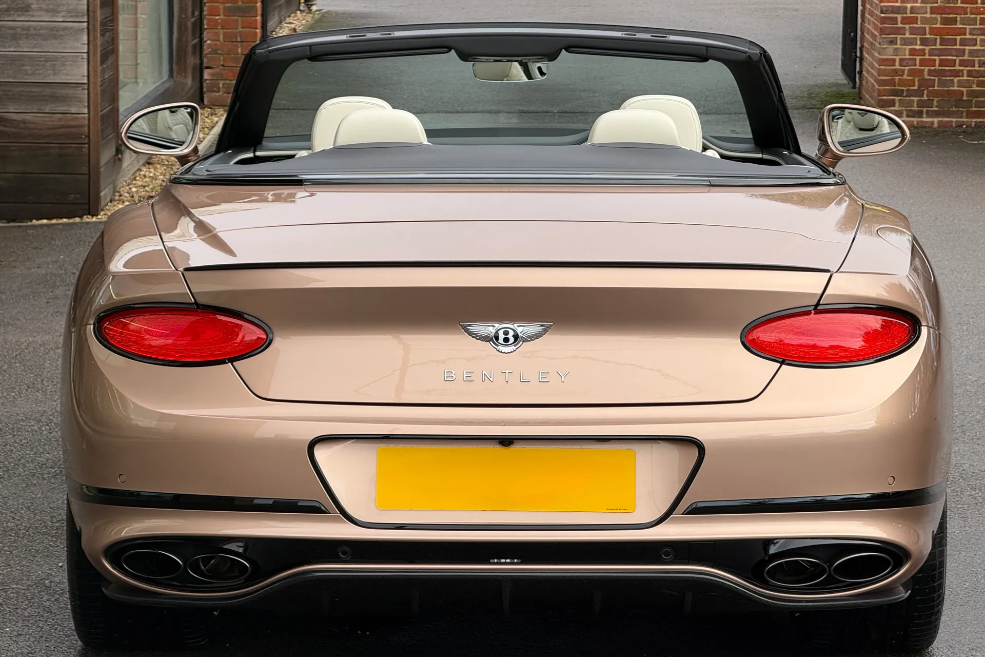 Bentley CONTINENTAL GTC thumbnail image number 14