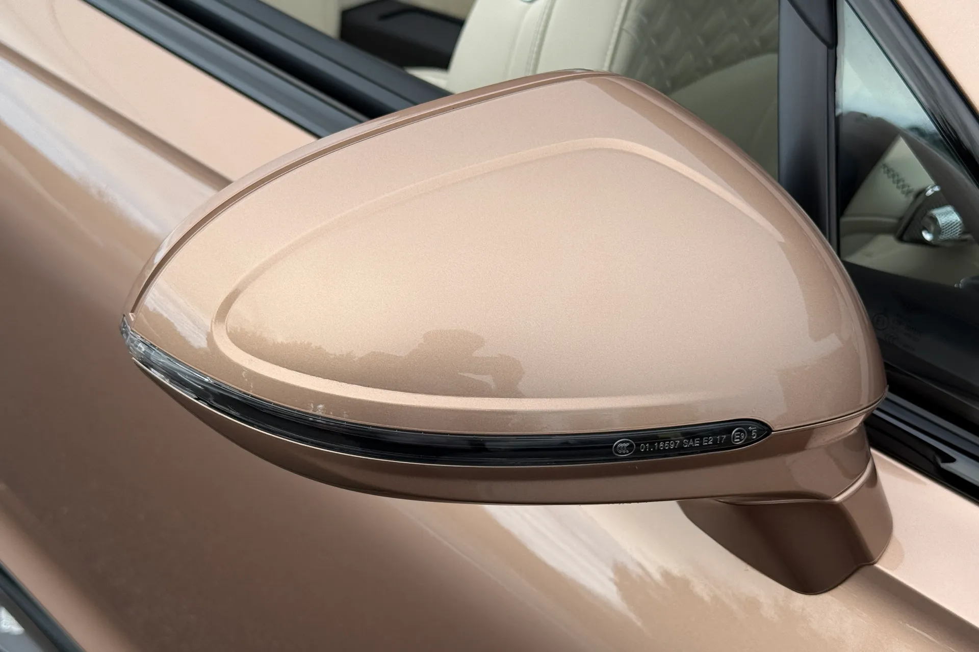 Bentley CONTINENTAL GTC thumbnail image number 23