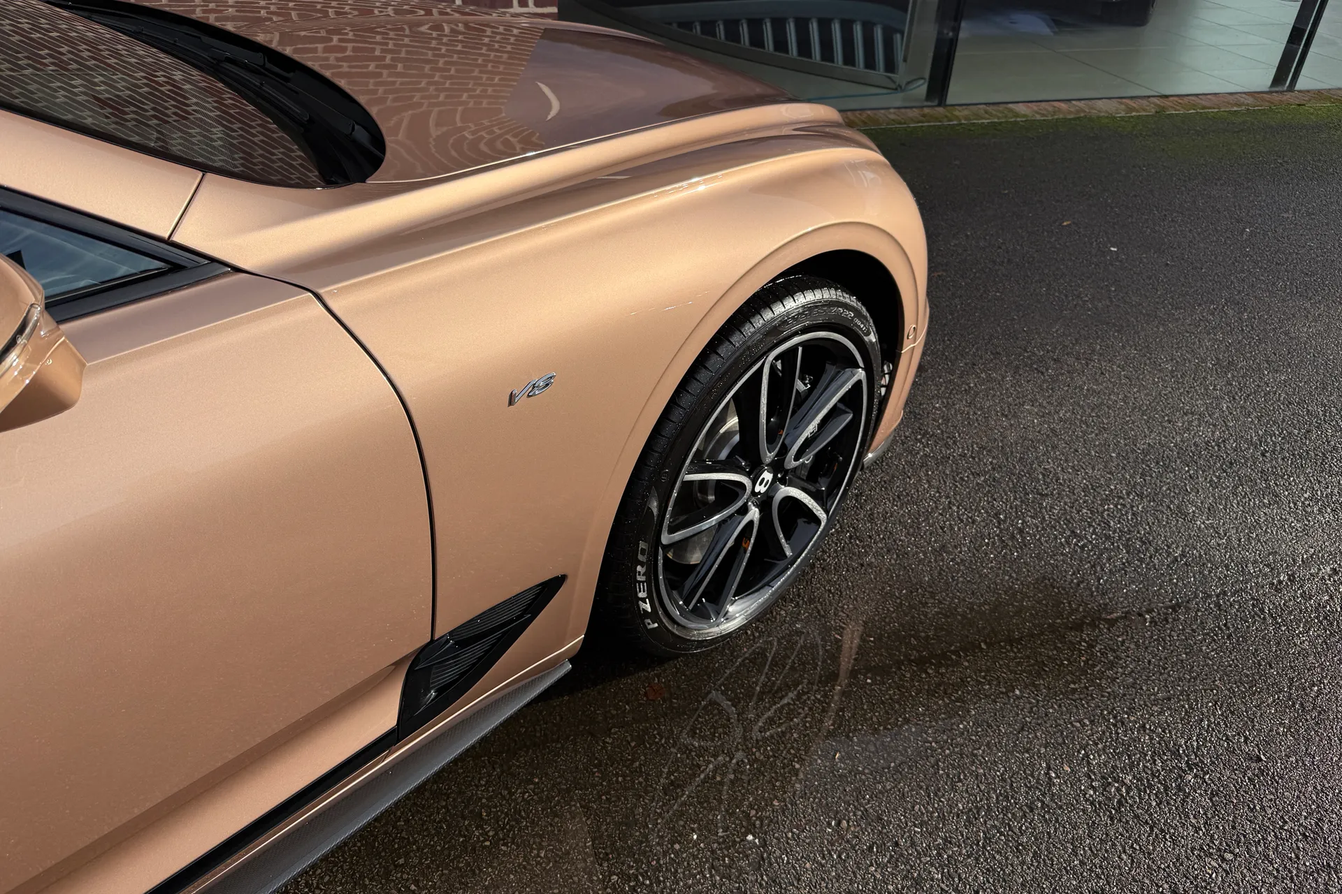 Bentley CONTINENTAL GTC thumbnail image number 54