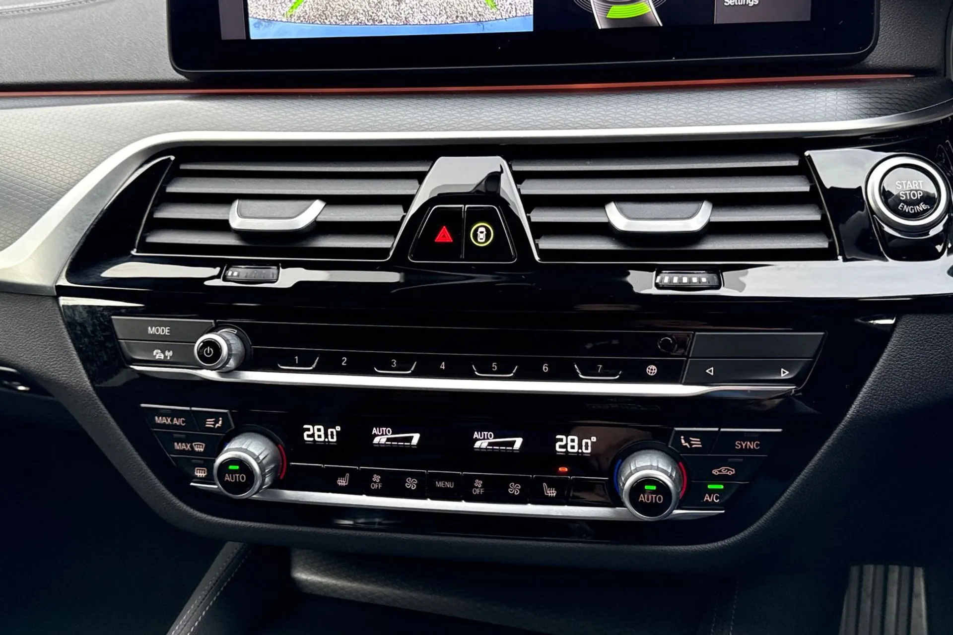 BMW 5 SERIES thumbnail image number 40