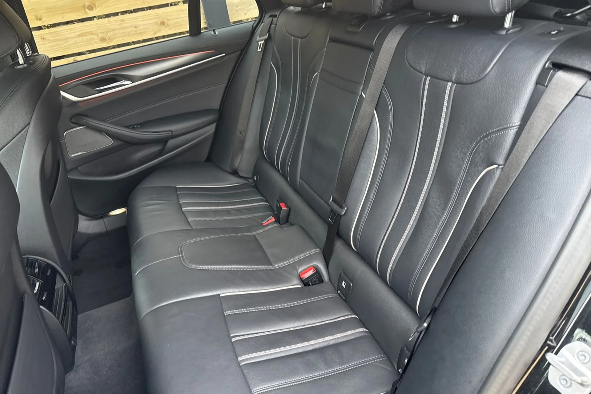 BMW 5 SERIES thumbnail image number 56