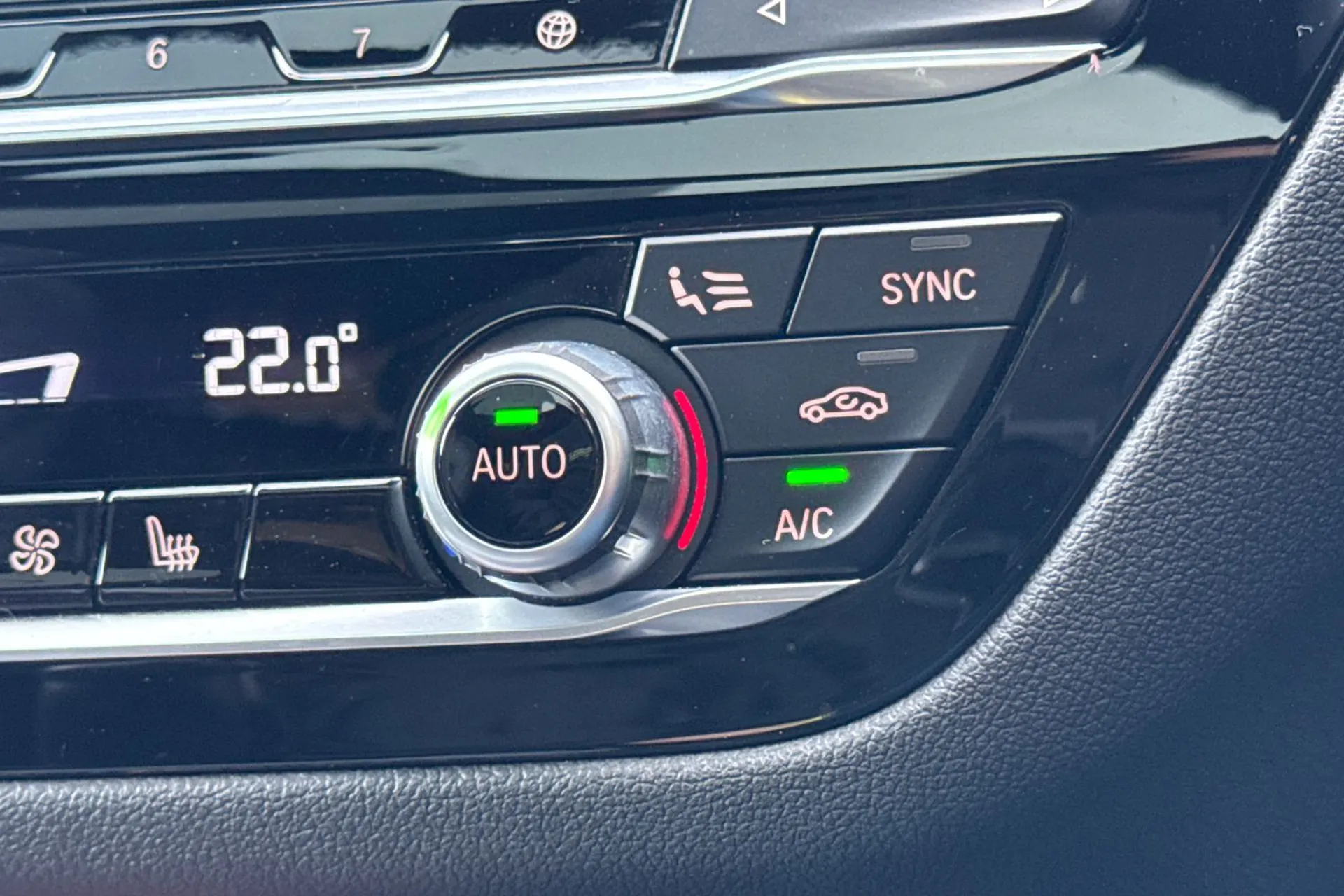 BMW 5 SERIES thumbnail image number 53