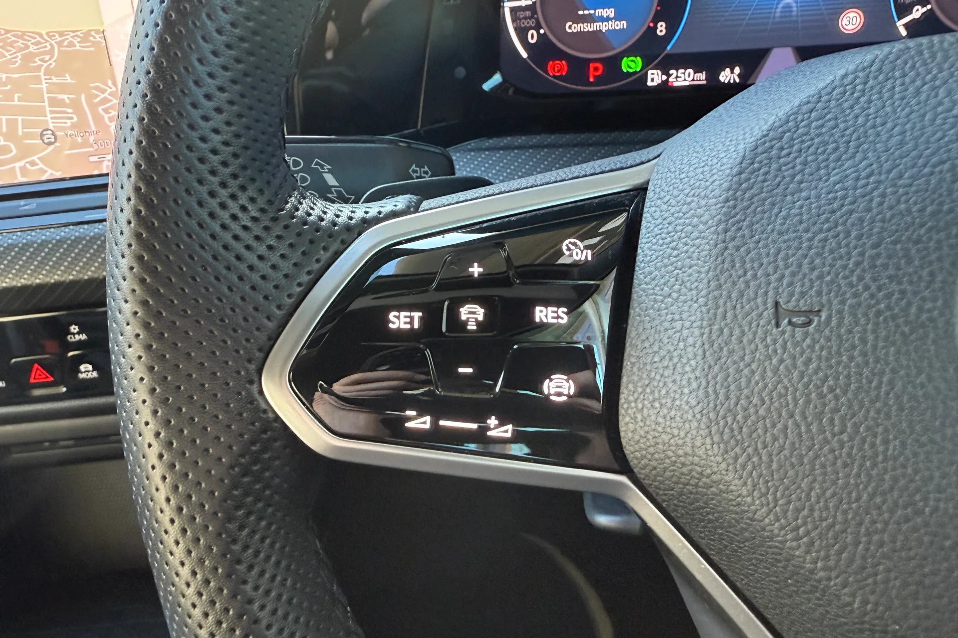 VOLKSWAGEN GOLF thumbnail image number 12