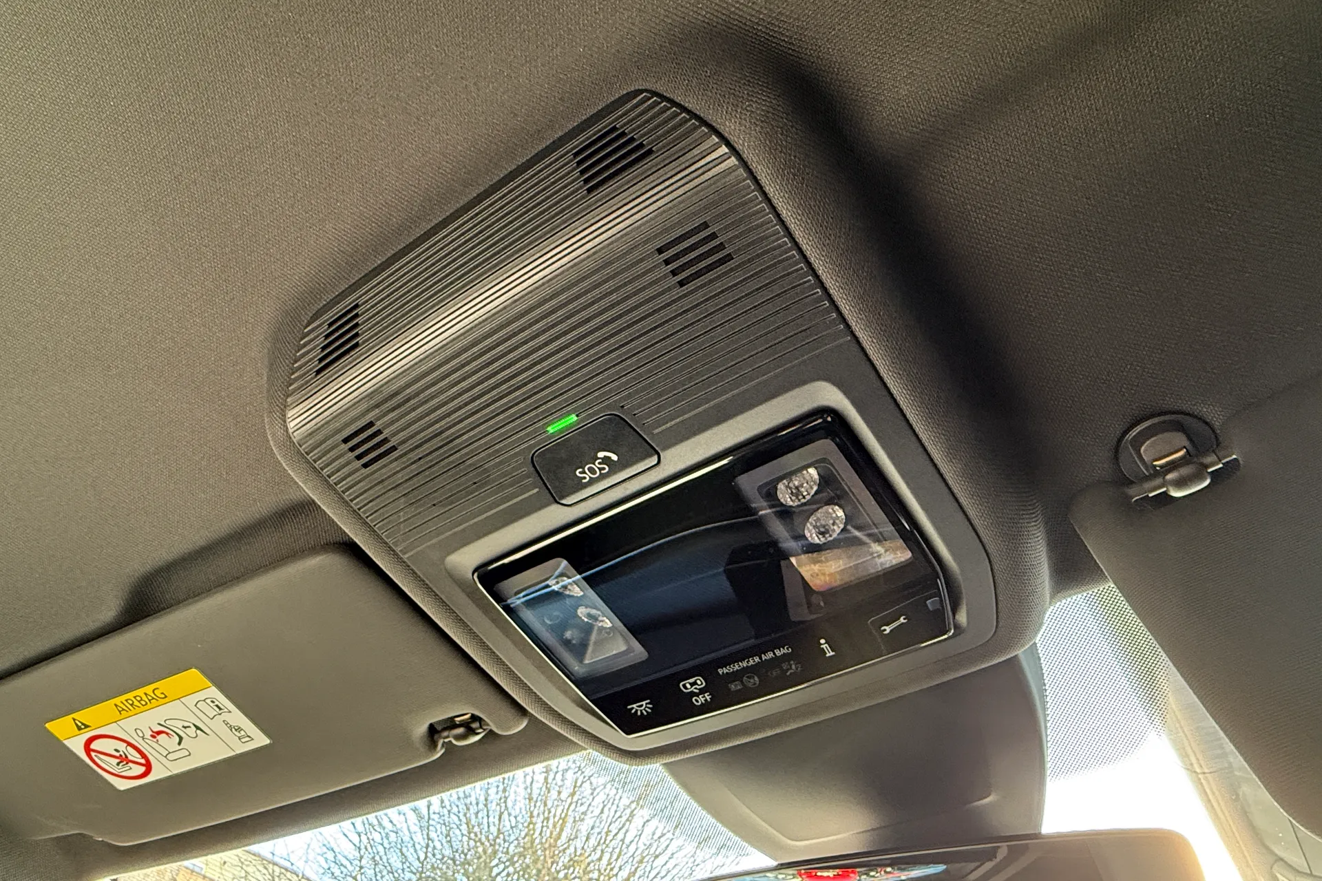 VOLKSWAGEN GOLF thumbnail image number 28