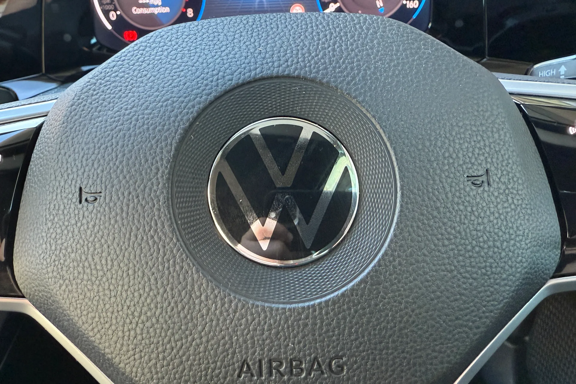 VOLKSWAGEN GOLF thumbnail image number 13