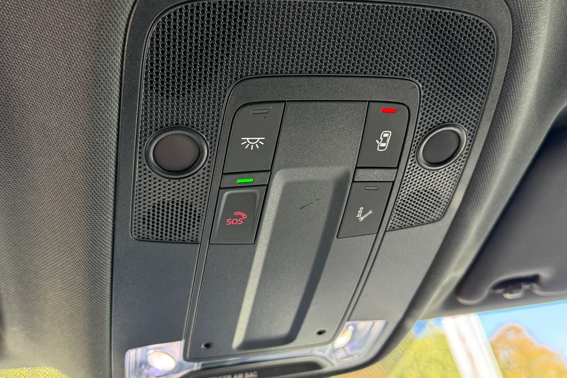 Audi Q3 thumbnail image number 44