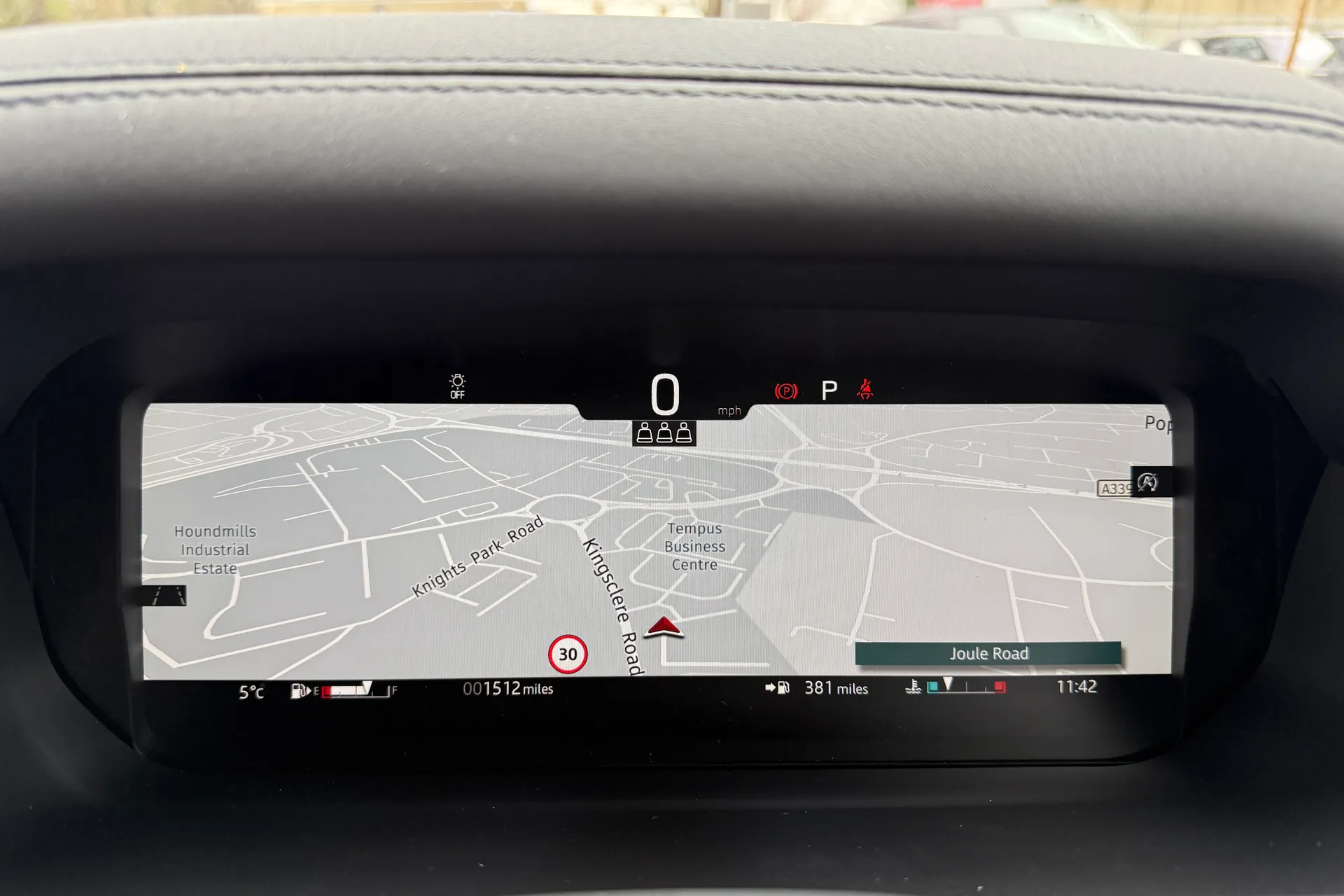 LAND ROVER DEFENDER thumbnail image number 24