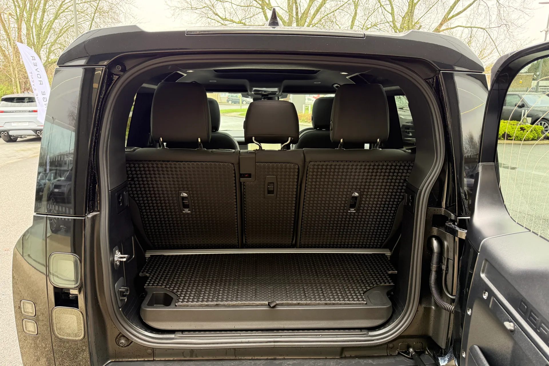 LAND ROVER DEFENDER thumbnail image number 38