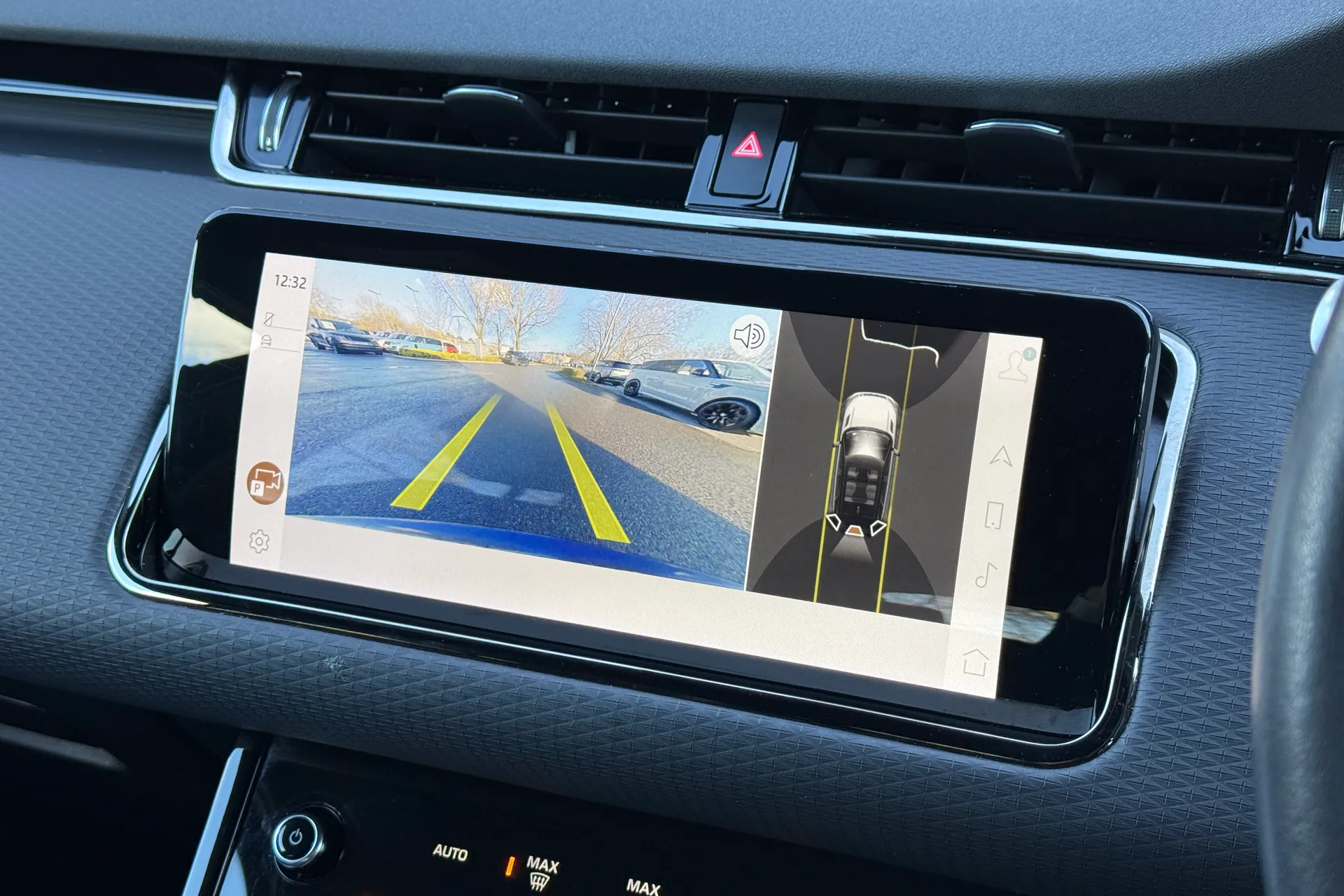 LAND ROVER RANGE ROVER EVOQUE thumbnail image number 4