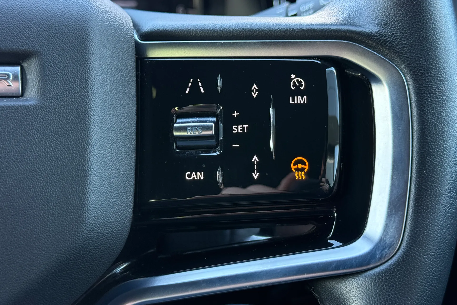 LAND ROVER RANGE ROVER EVOQUE thumbnail image number 27