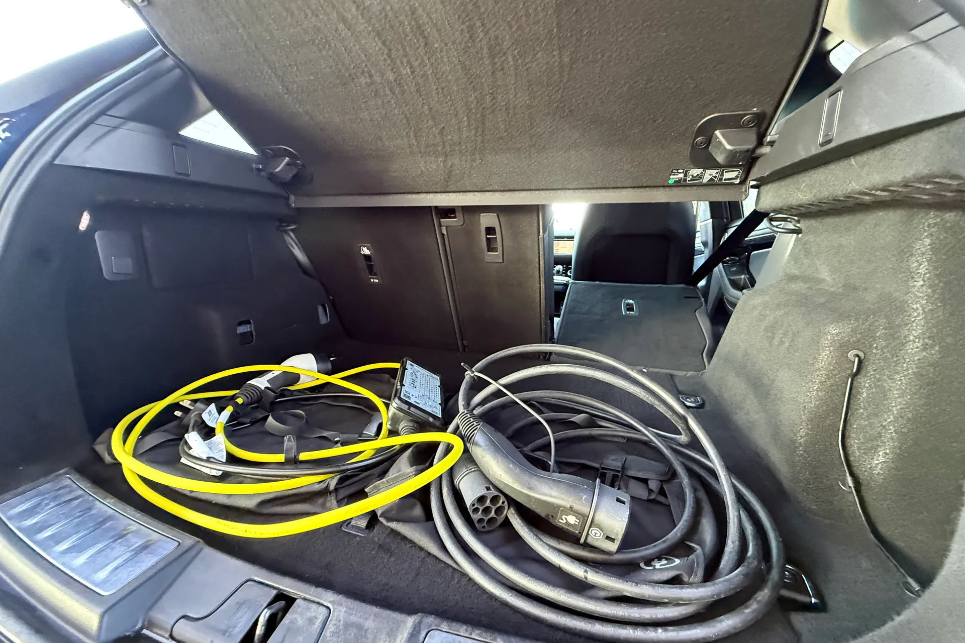 LAND ROVER RANGE ROVER EVOQUE thumbnail image number 38