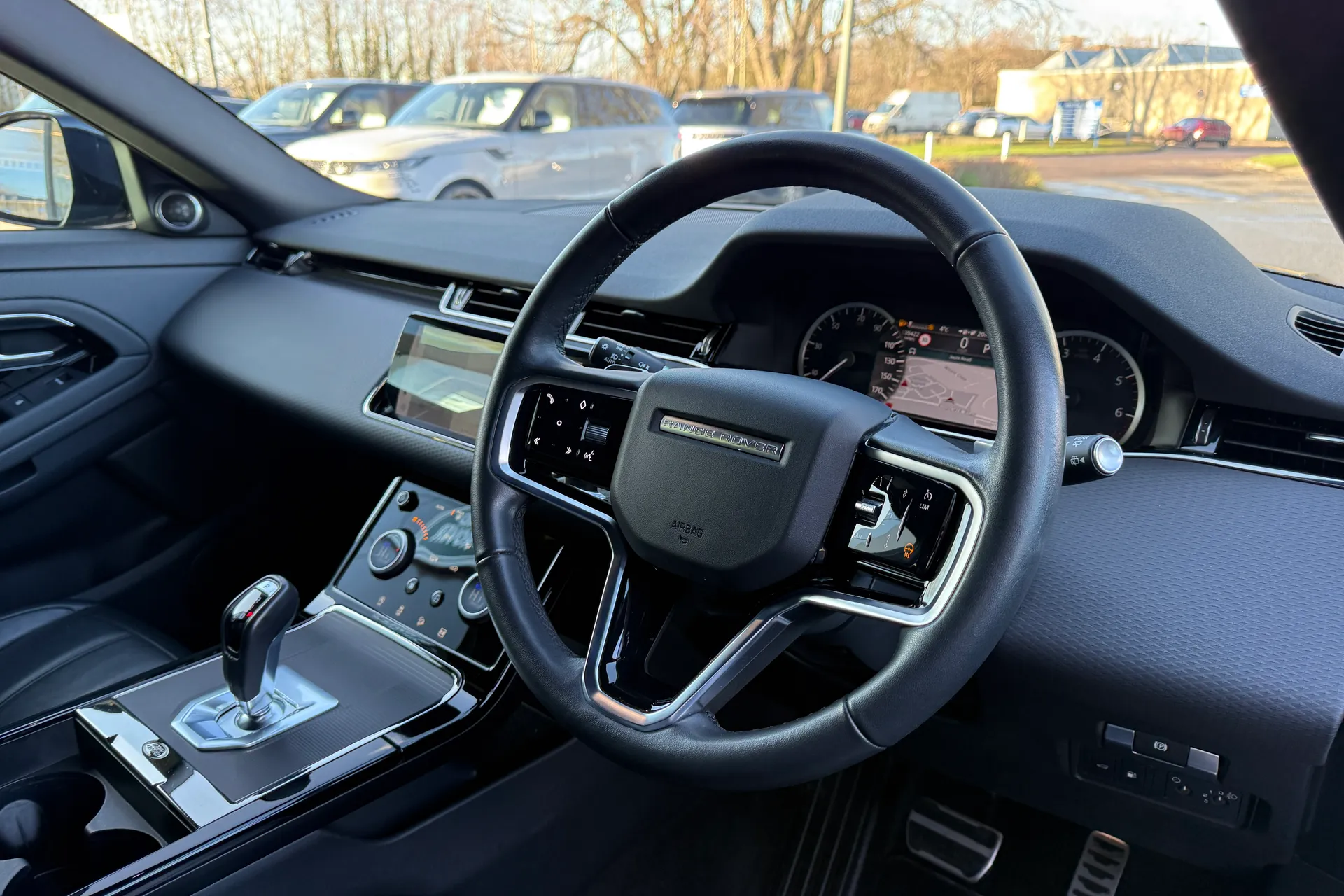 LAND ROVER RANGE ROVER EVOQUE thumbnail image number 30