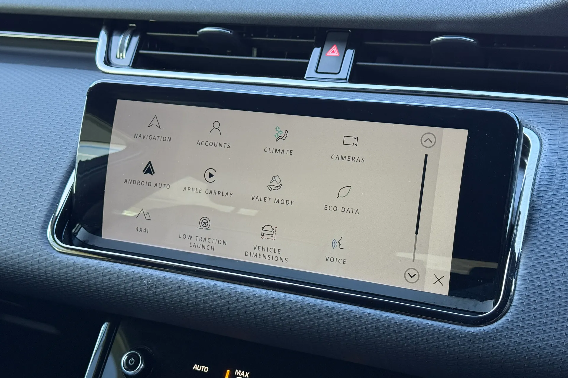 LAND ROVER RANGE ROVER EVOQUE thumbnail image number 45