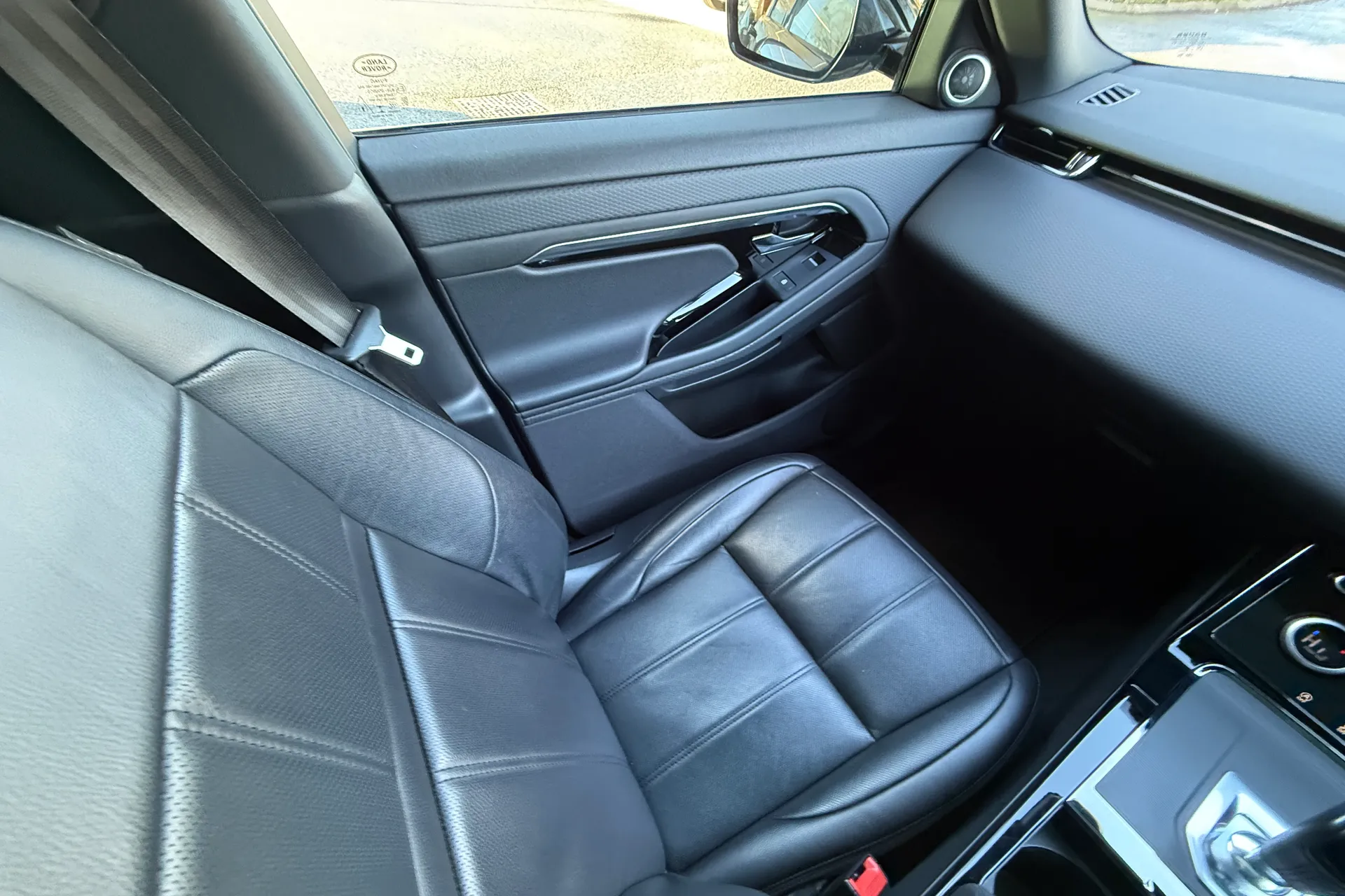 LAND ROVER RANGE ROVER EVOQUE thumbnail image number 12