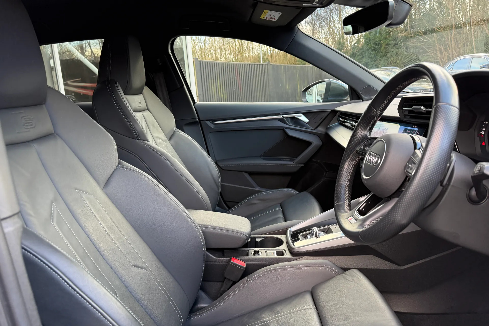 Audi A3 thumbnail image number 28