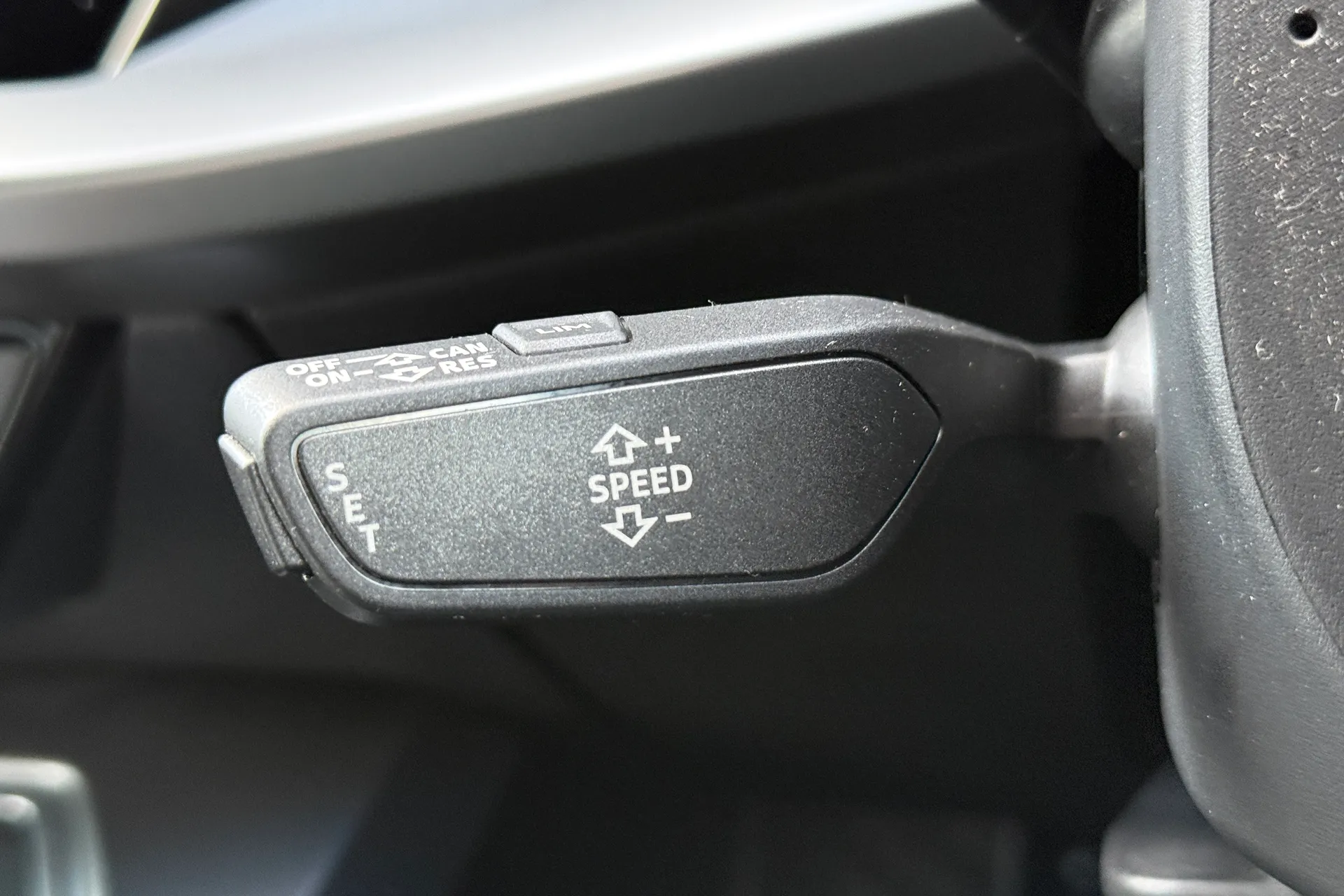 Audi A3 thumbnail image number 11