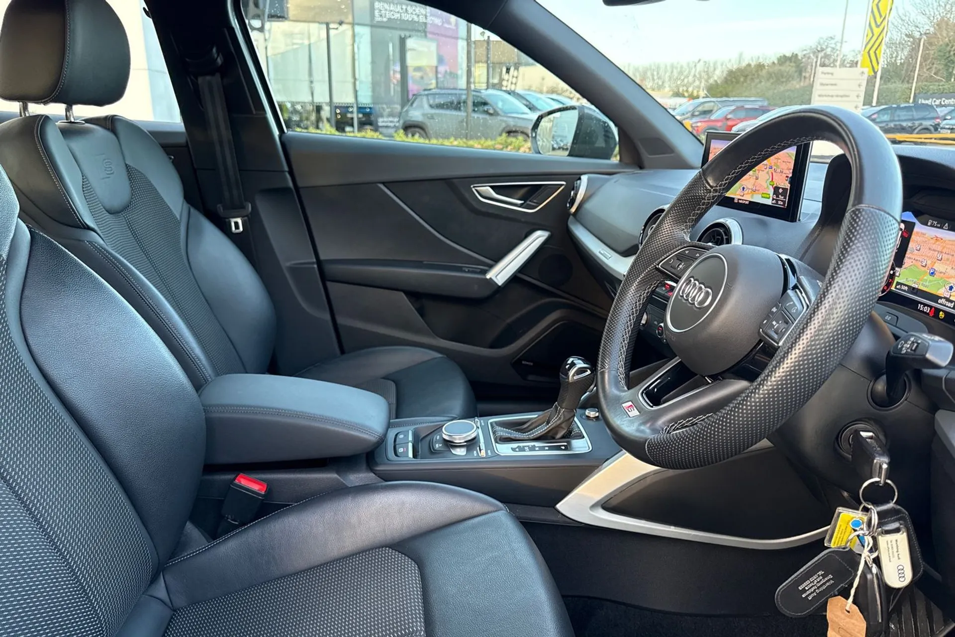 Audi Q2 thumbnail image number 24