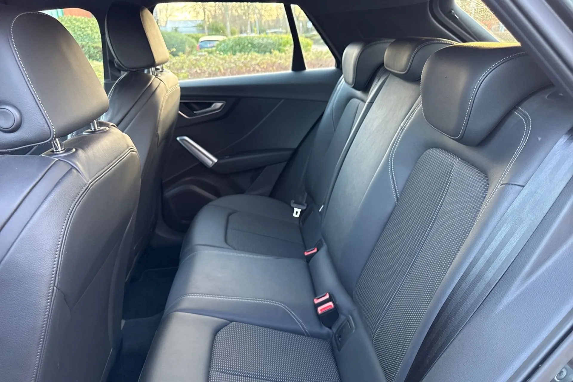 Audi Q2 thumbnail image number 30