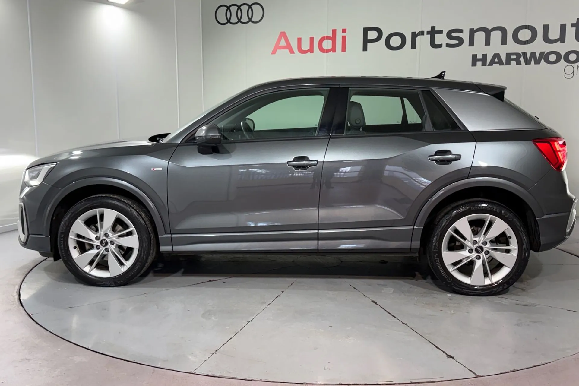 Audi Q2 thumbnail image number 12