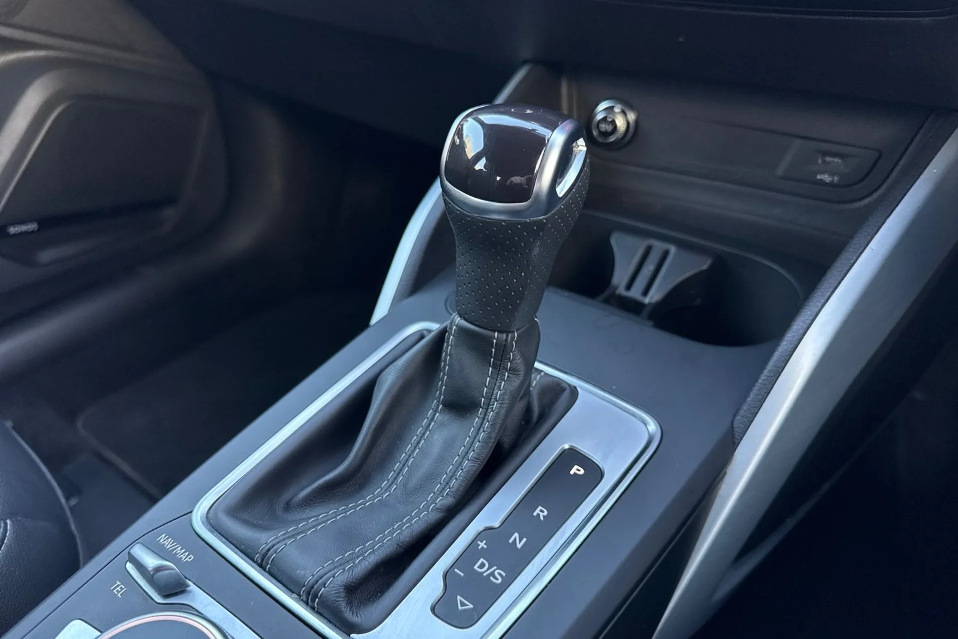 Audi Q2 thumbnail image number 43