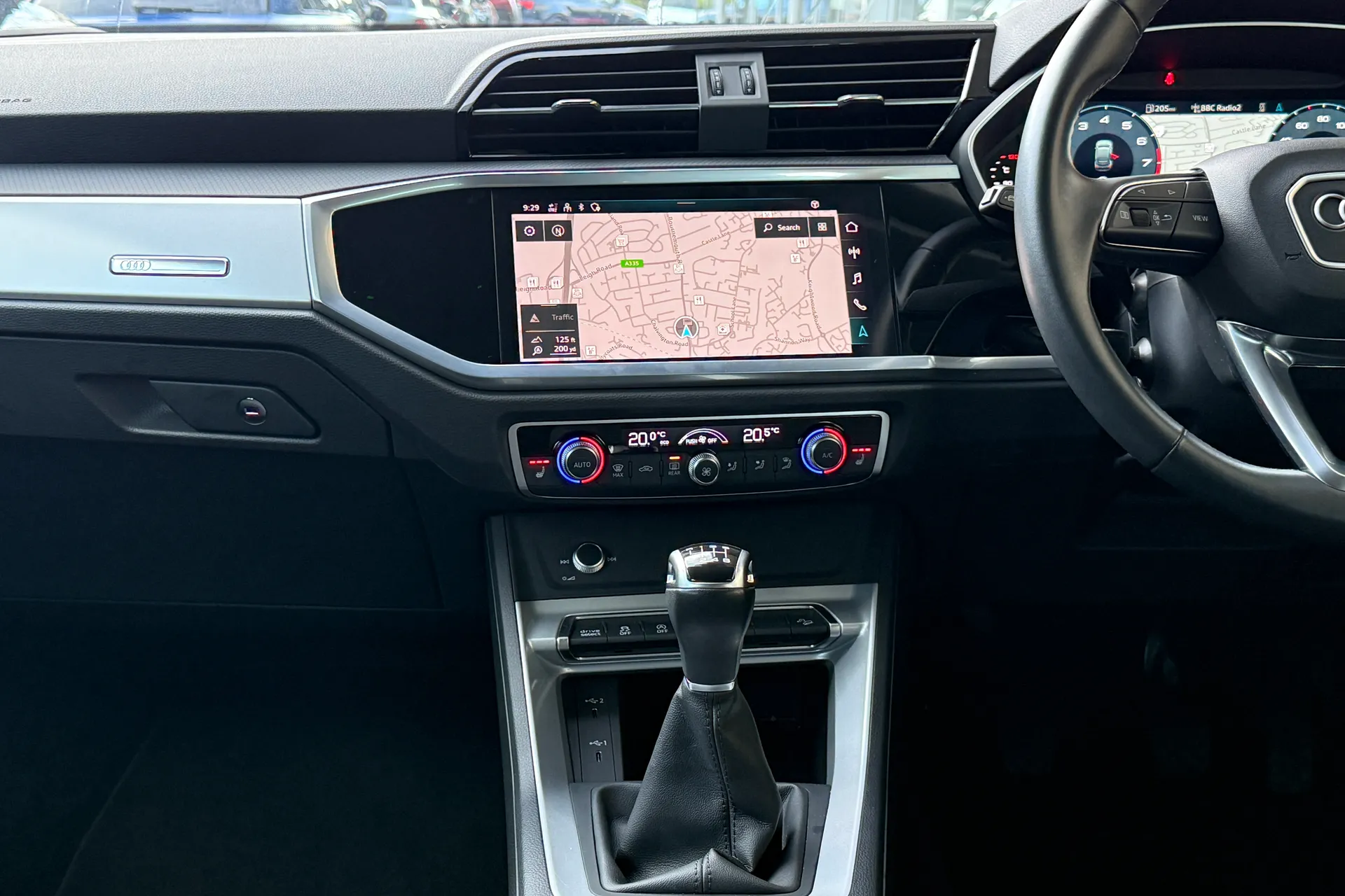 Audi Q3 thumbnail image number 41