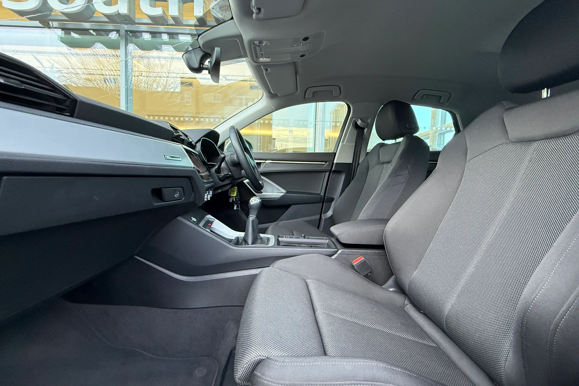 Audi Q3 thumbnail image number 55