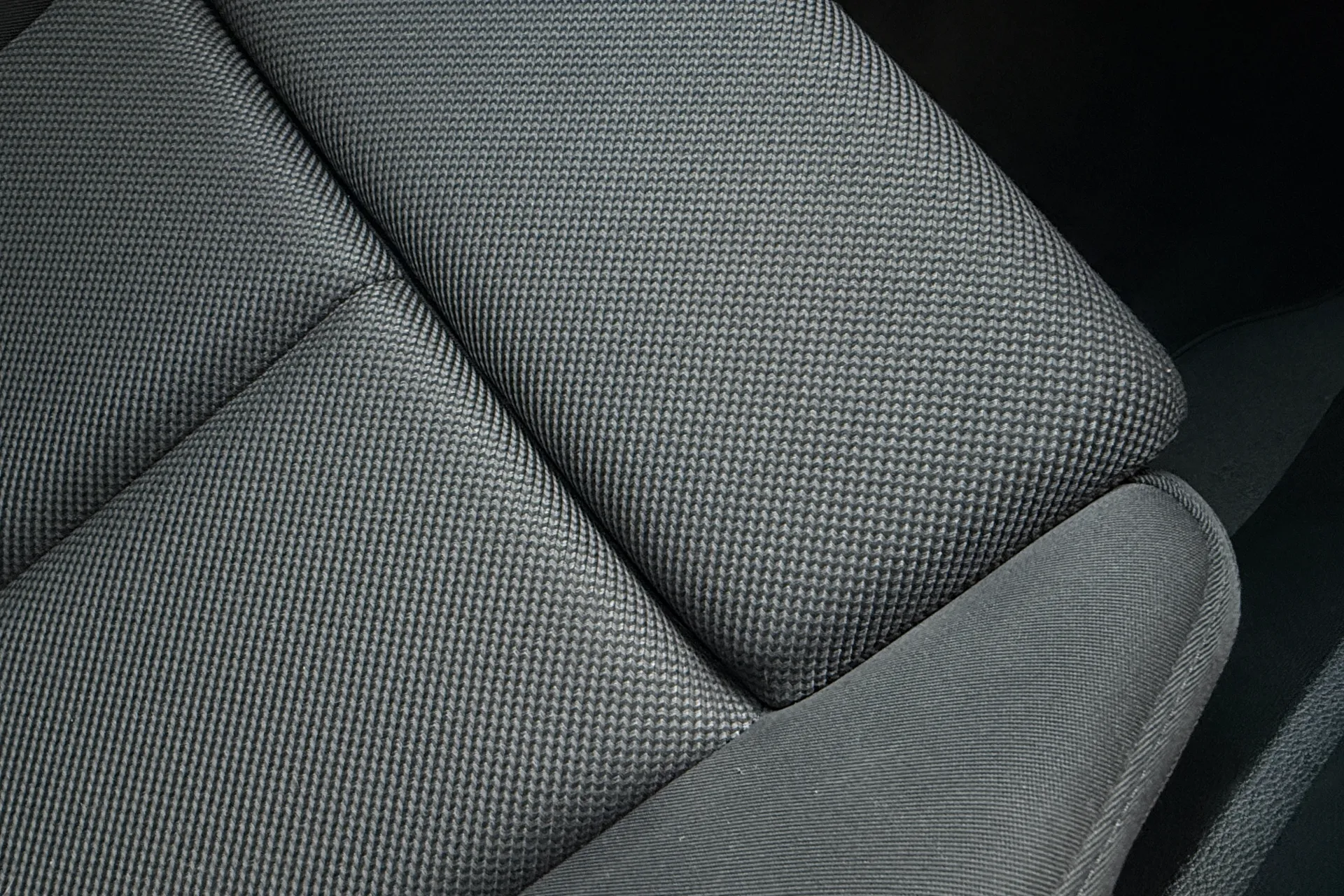 Audi Q3 thumbnail image number 29