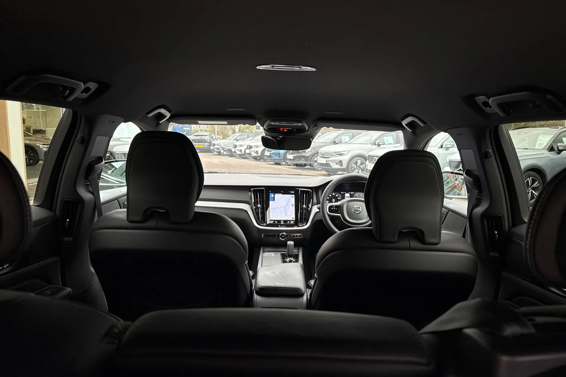 Volvo V60 thumbnail image number 22