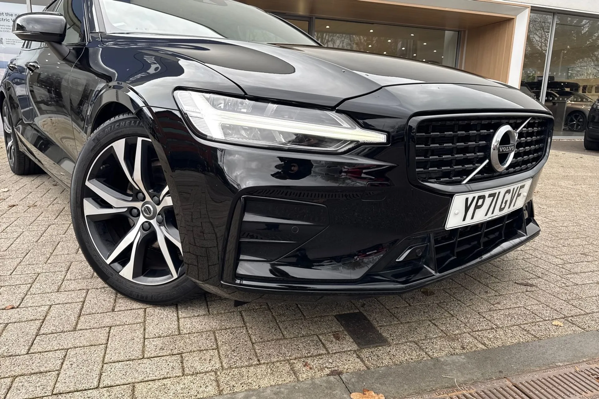 Volvo V60 thumbnail image number 7