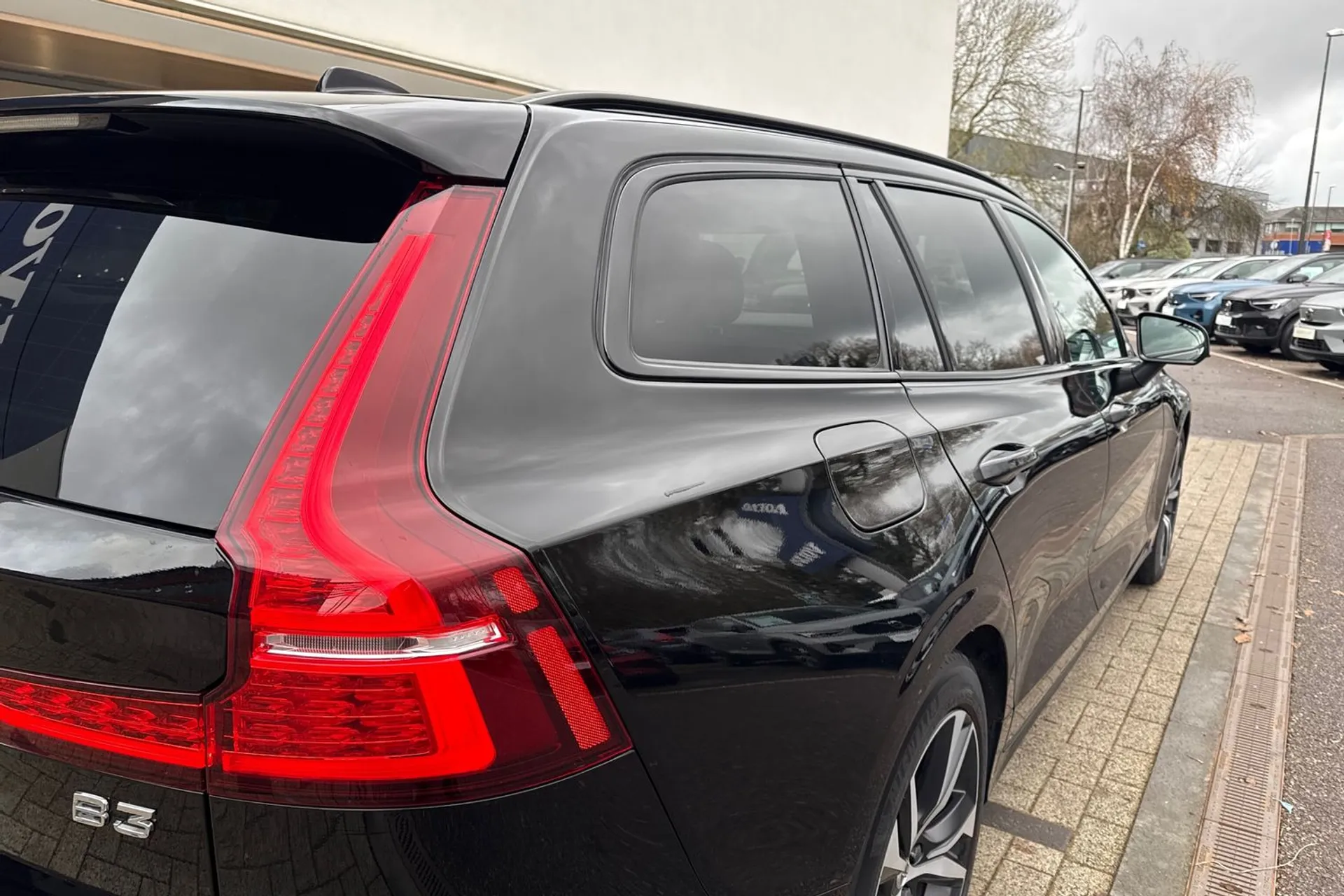 Volvo V60 thumbnail image number 15