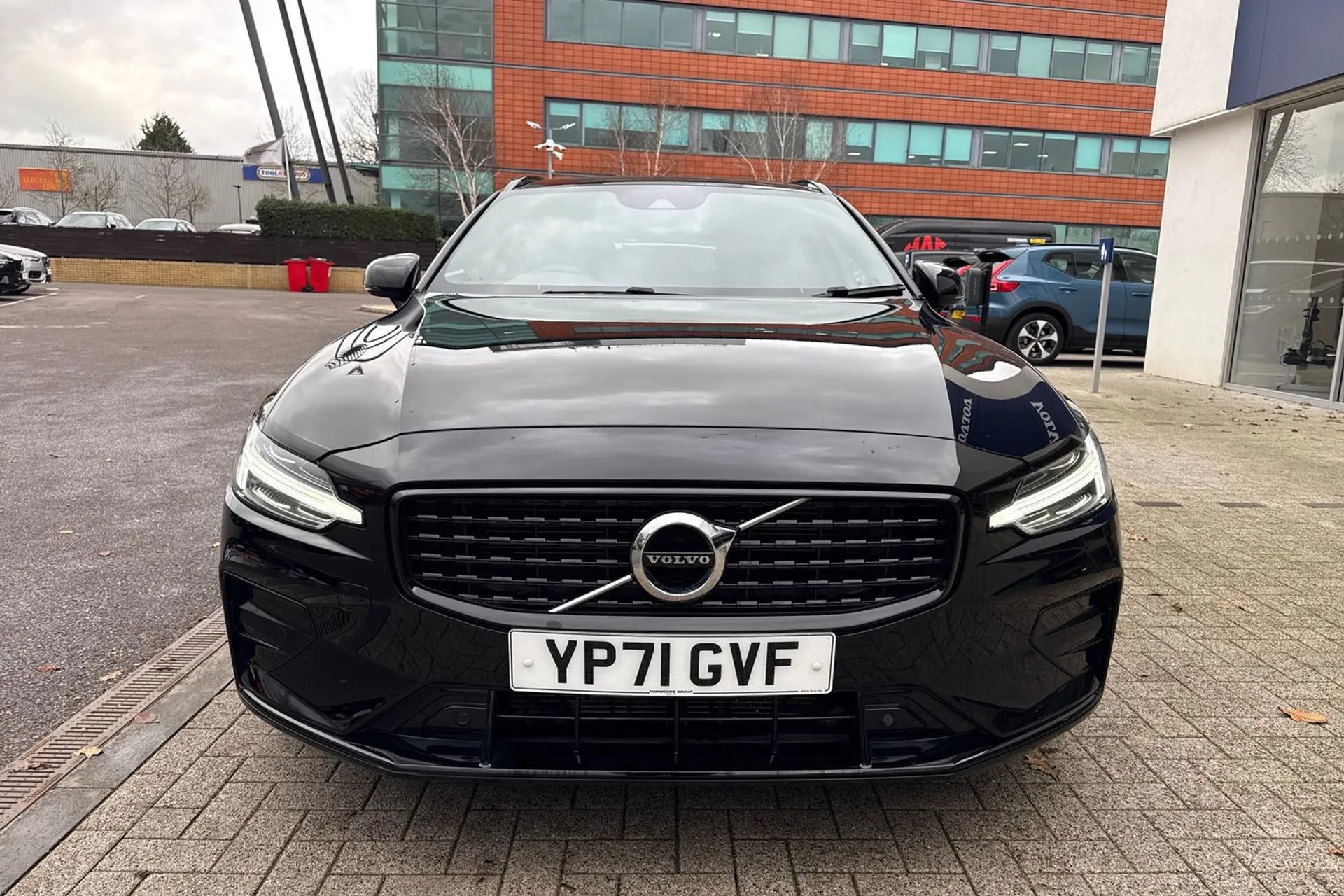 Volvo V60 thumbnail image number 13