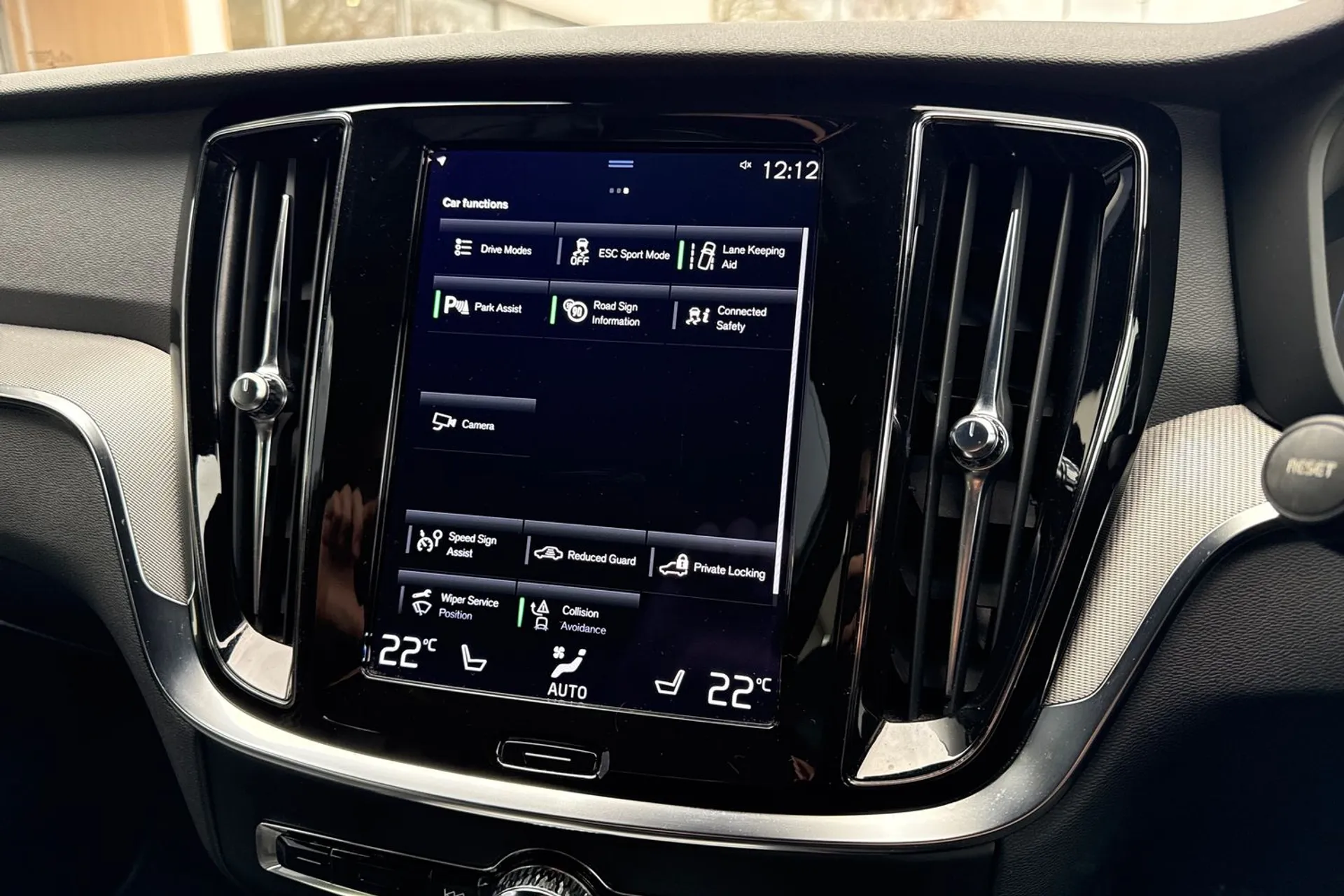 Volvo V60 thumbnail image number 41