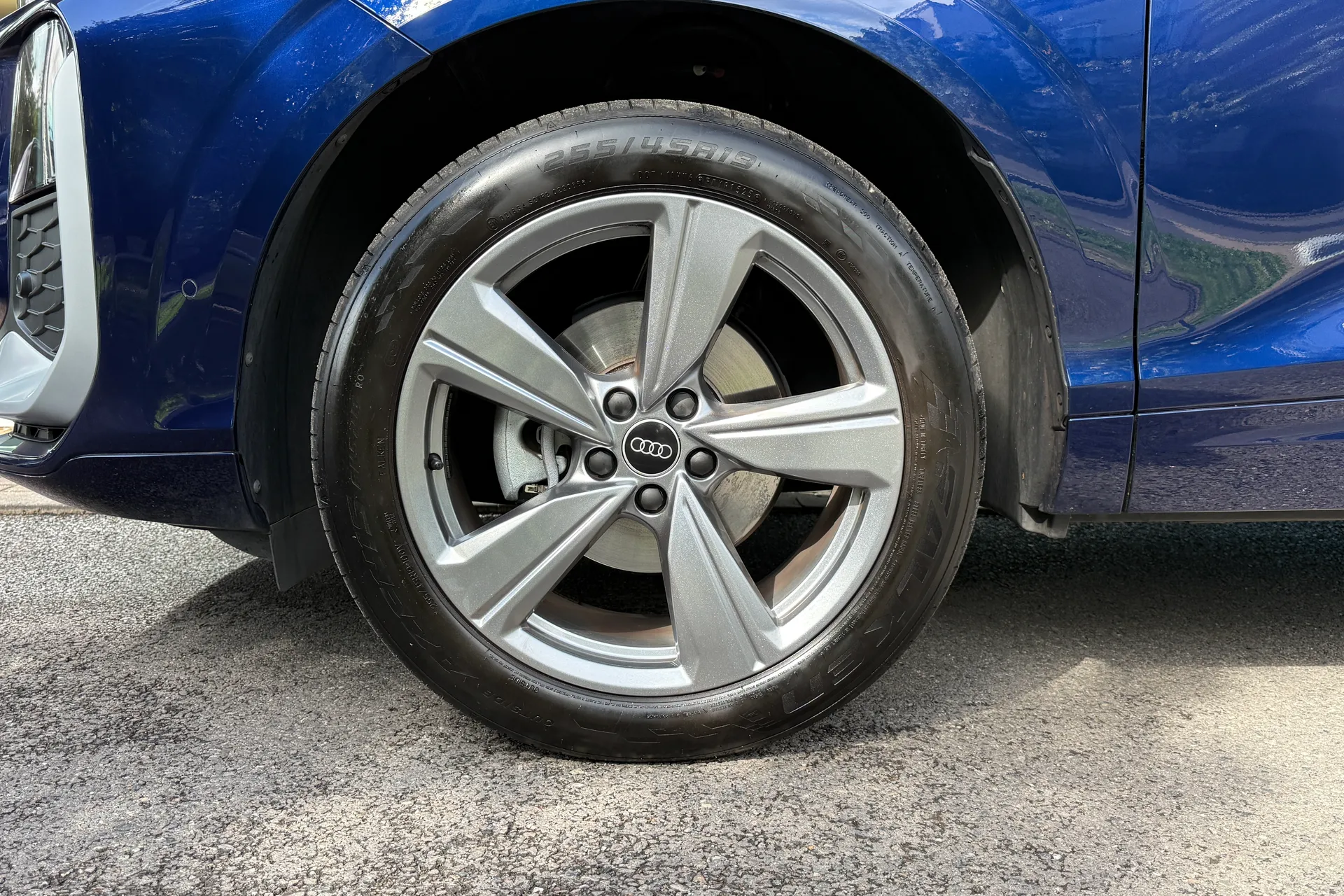 Audi Q3 thumbnail image number 53