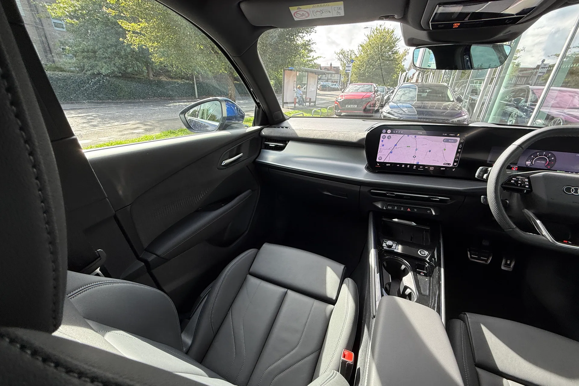 Audi Q3 thumbnail image number 41